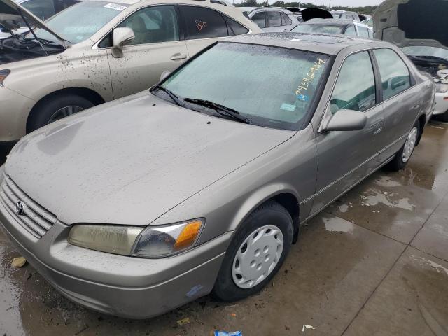 TOYOTA CAMRY CE 1998 4t1bg22k0wu385720