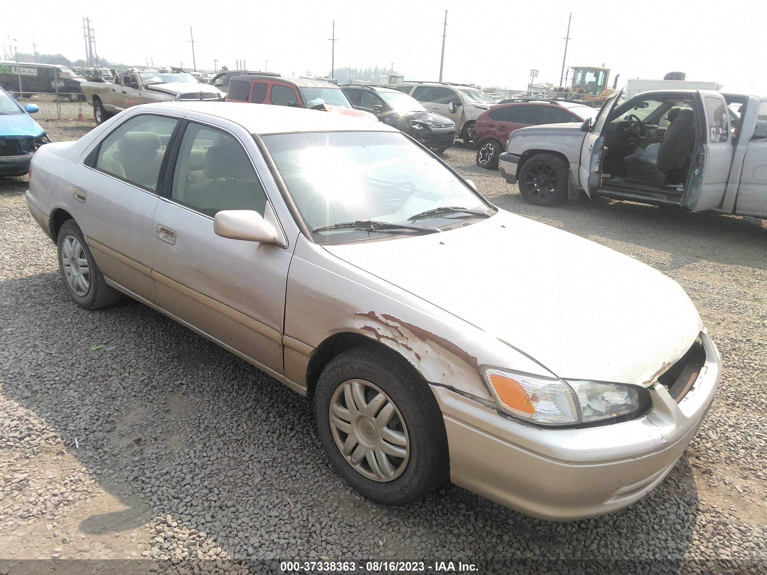 TOYOTA CAMRY 2001 4t1bg22k11u059191