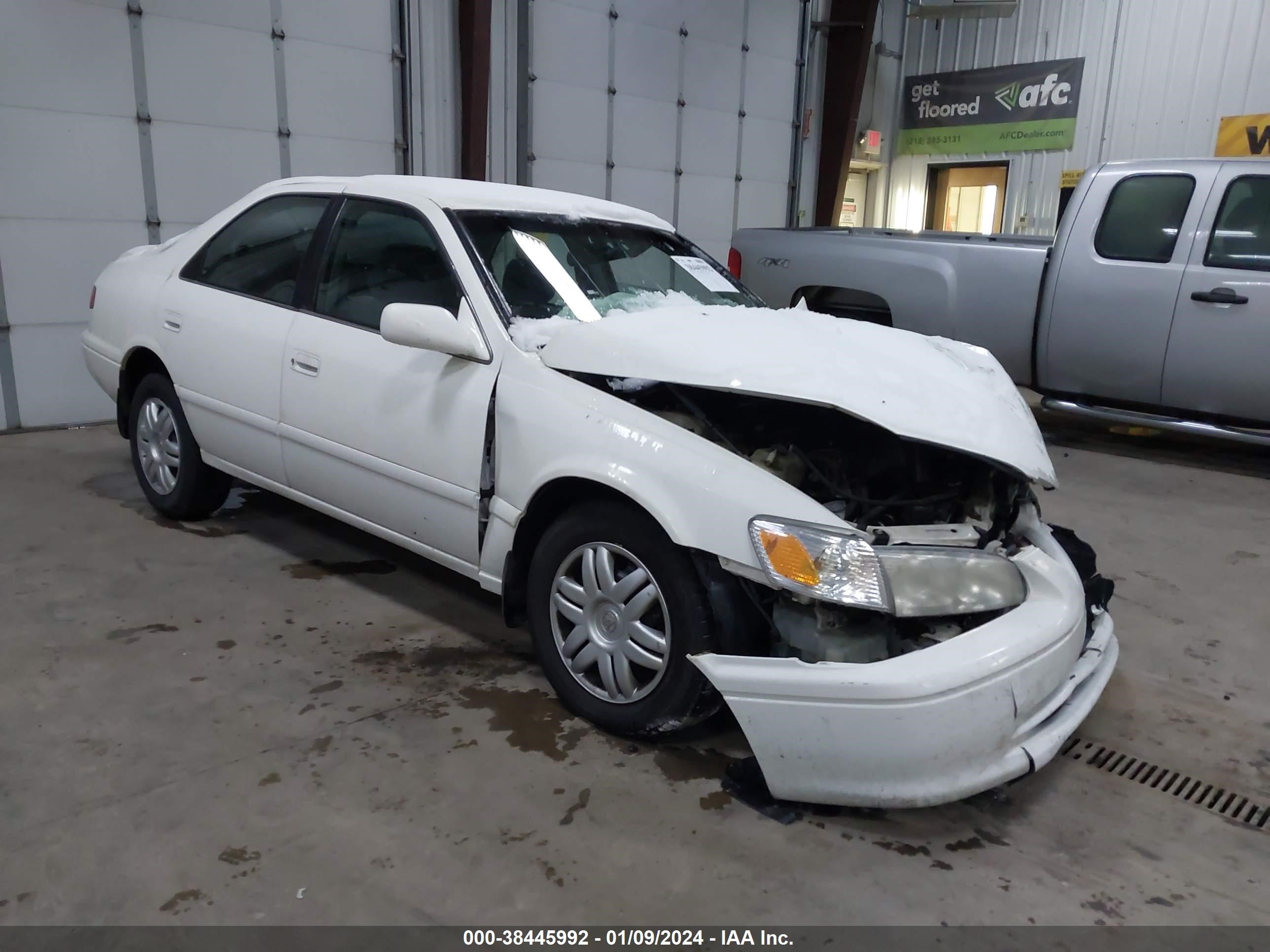 TOYOTA CAMRY 2001 4t1bg22k11u798805