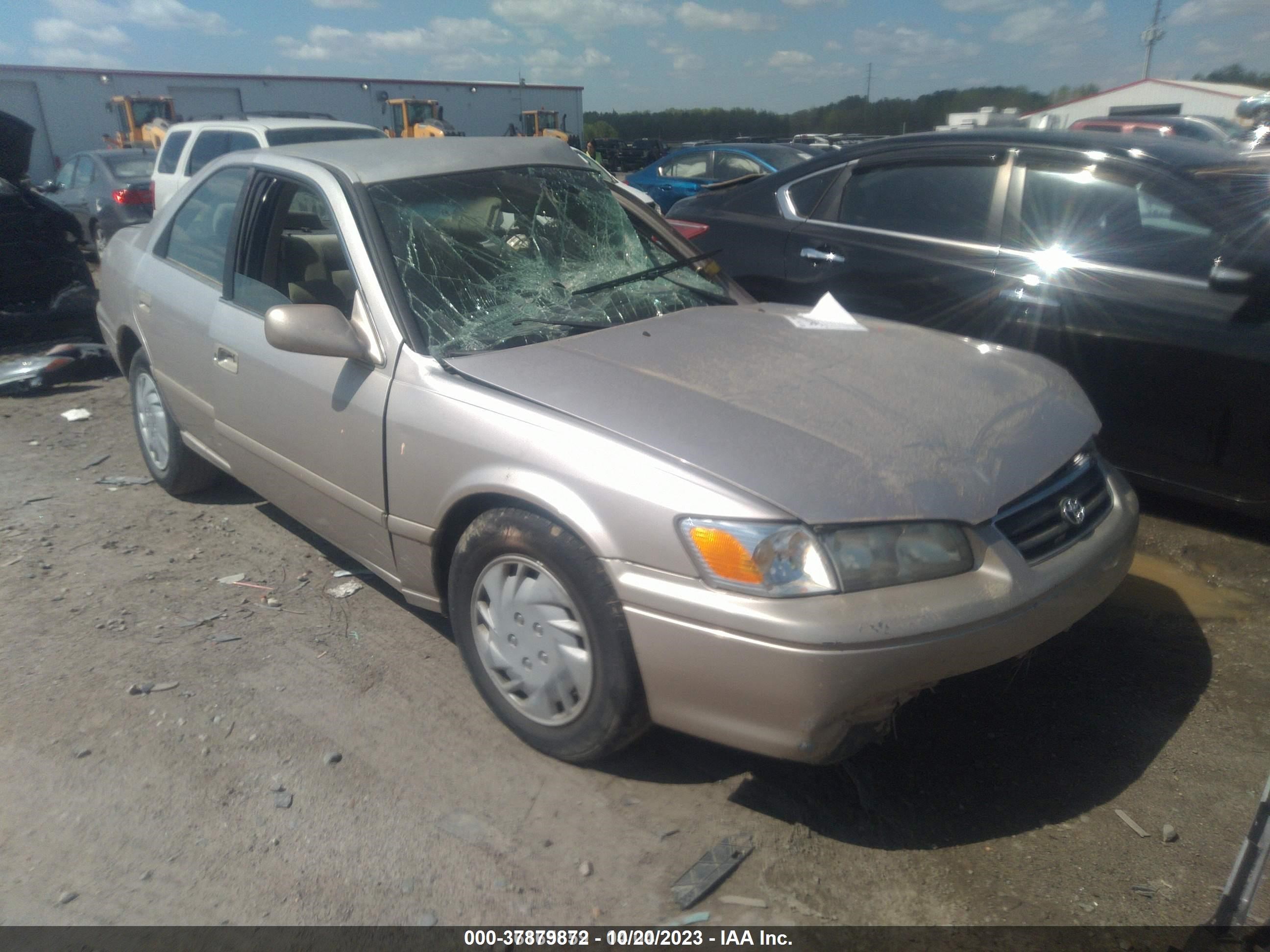 TOYOTA CAMRY 2001 4t1bg22k11u848473