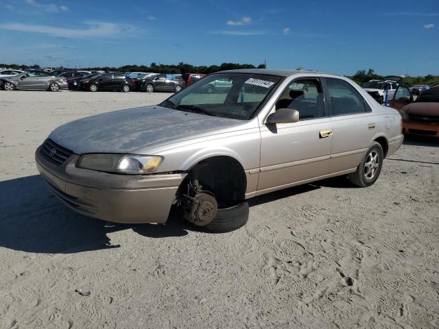 TOYOTA CAMRY 1997 4t1bg22k1vu811090