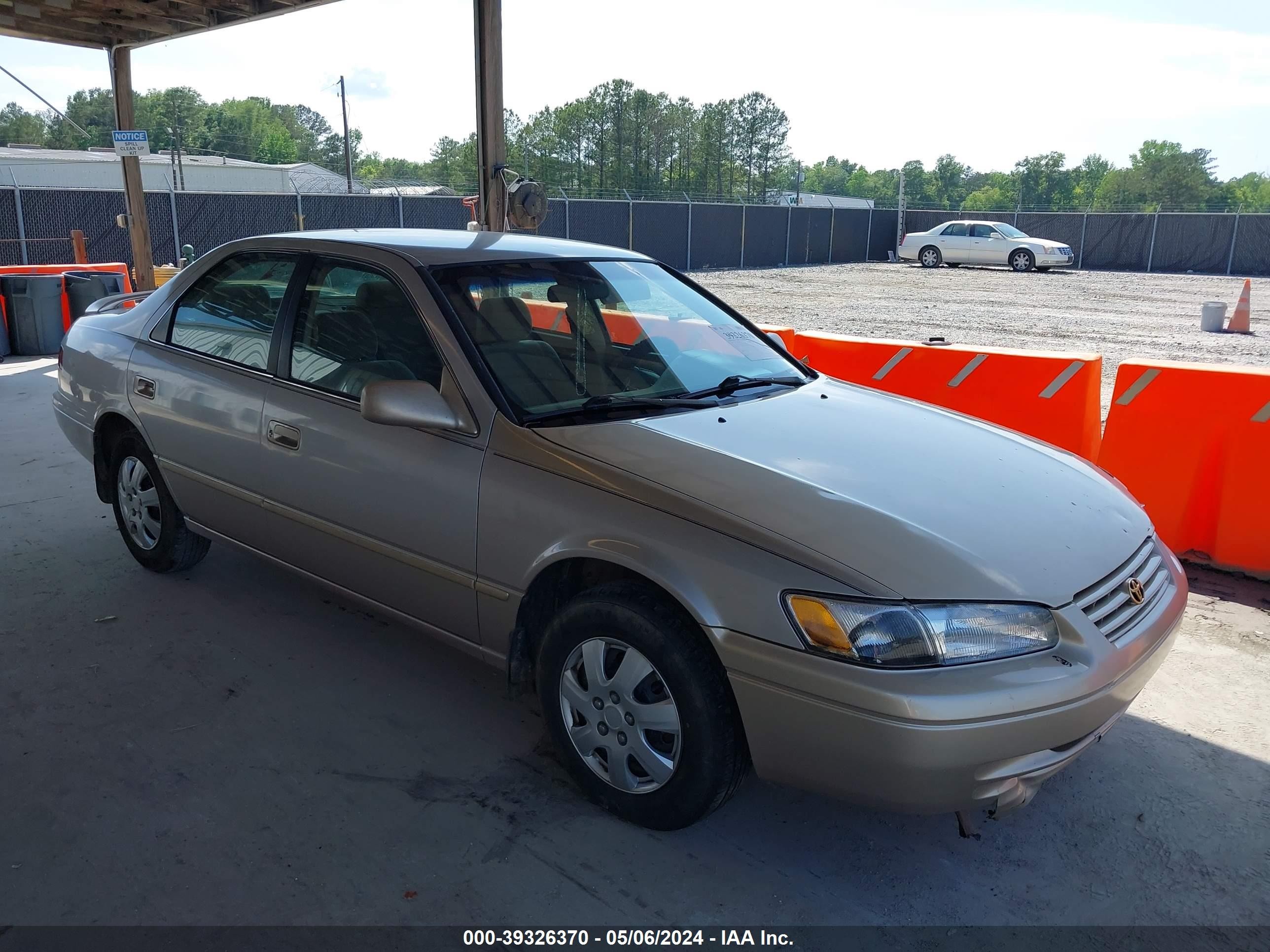 TOYOTA CAMRY 1997 4t1bg22k3vu021323