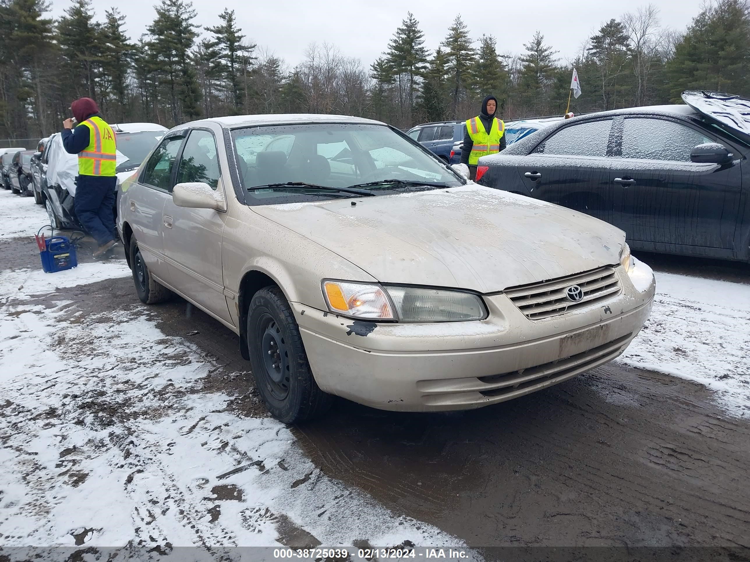 TOYOTA CAMRY 1998 4t1bg22k3wu226156