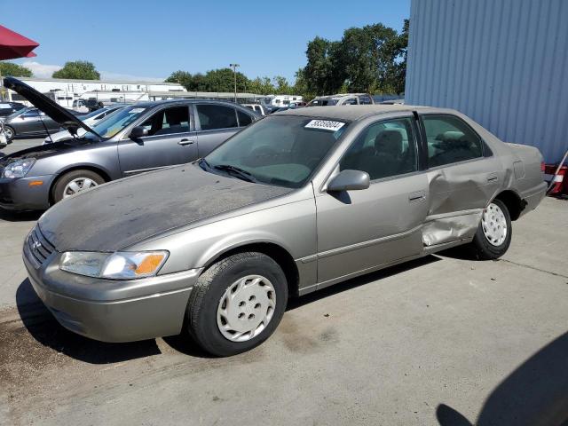 TOYOTA CAMRY 1998 4t1bg22k3wu270920