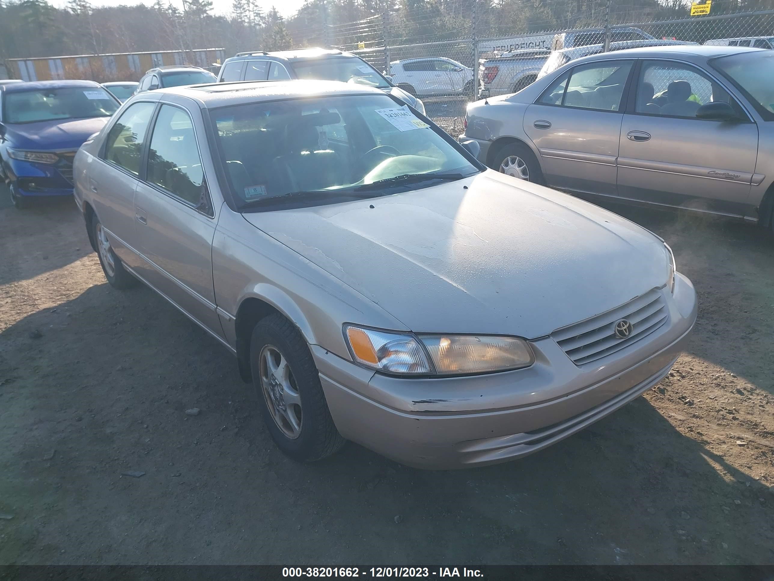 TOYOTA CAMRY 1999 4t1bg22k3xu412667