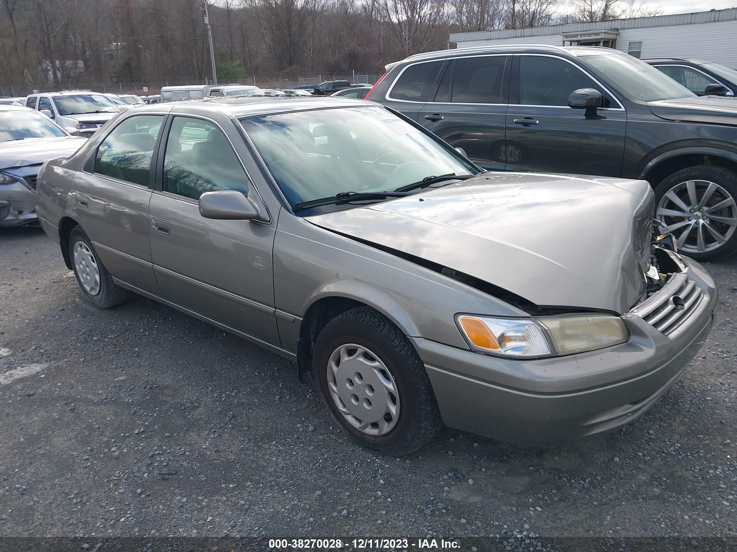 TOYOTA CAMRY 1999 4t1bg22k3xu435673