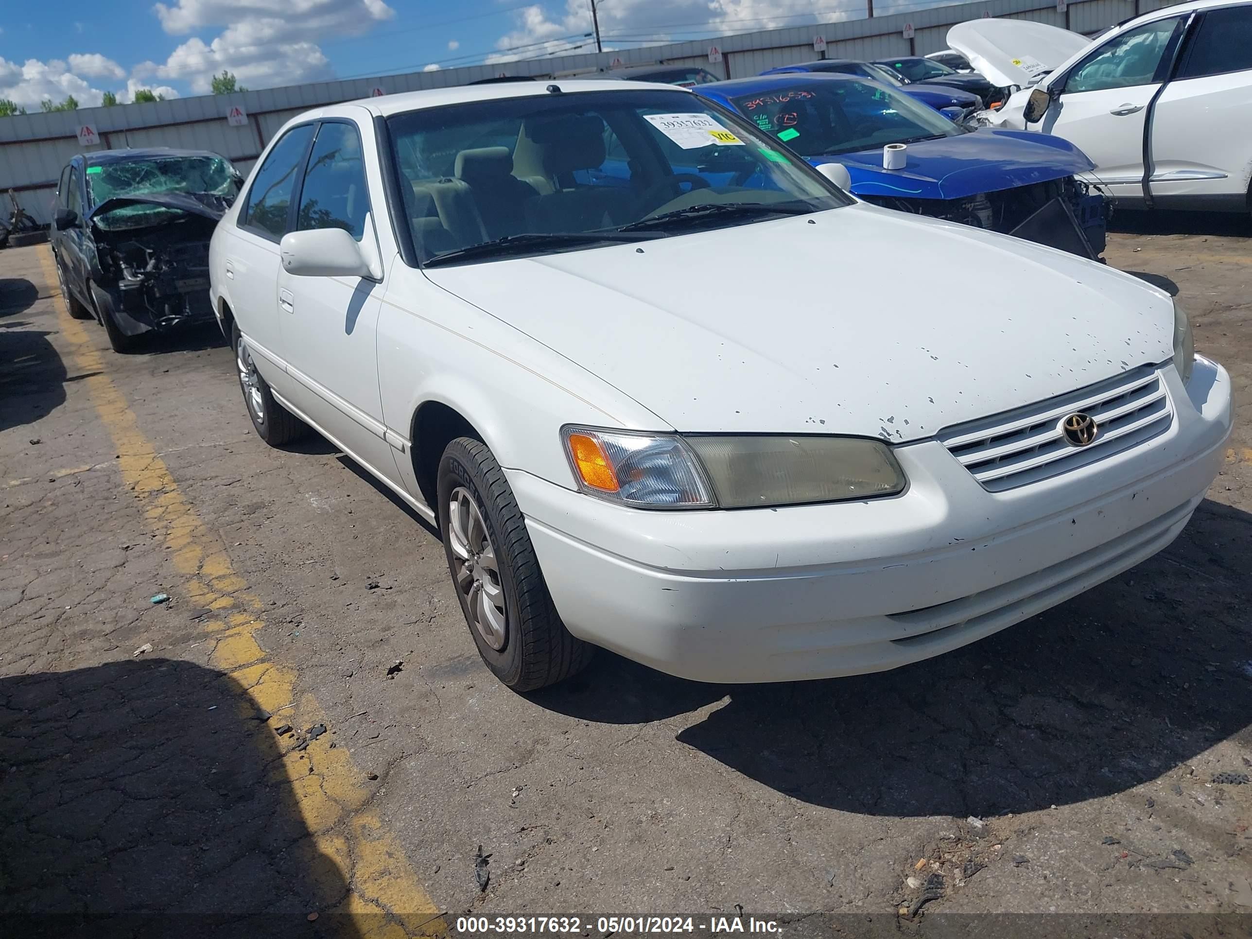 TOYOTA CAMRY 1999 4t1bg22k3xu504782