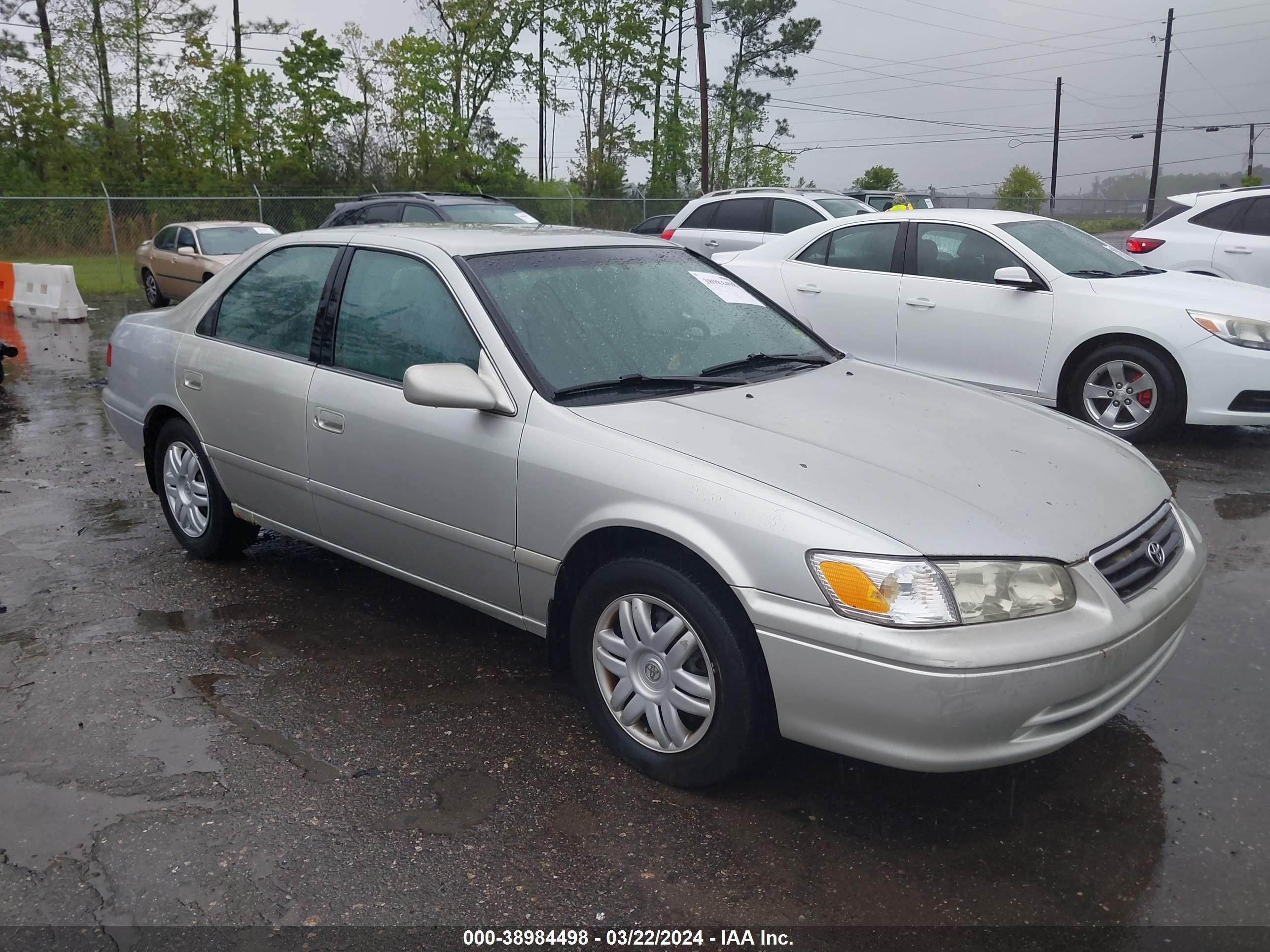 TOYOTA CAMRY 2001 4t1bg22k41u096431