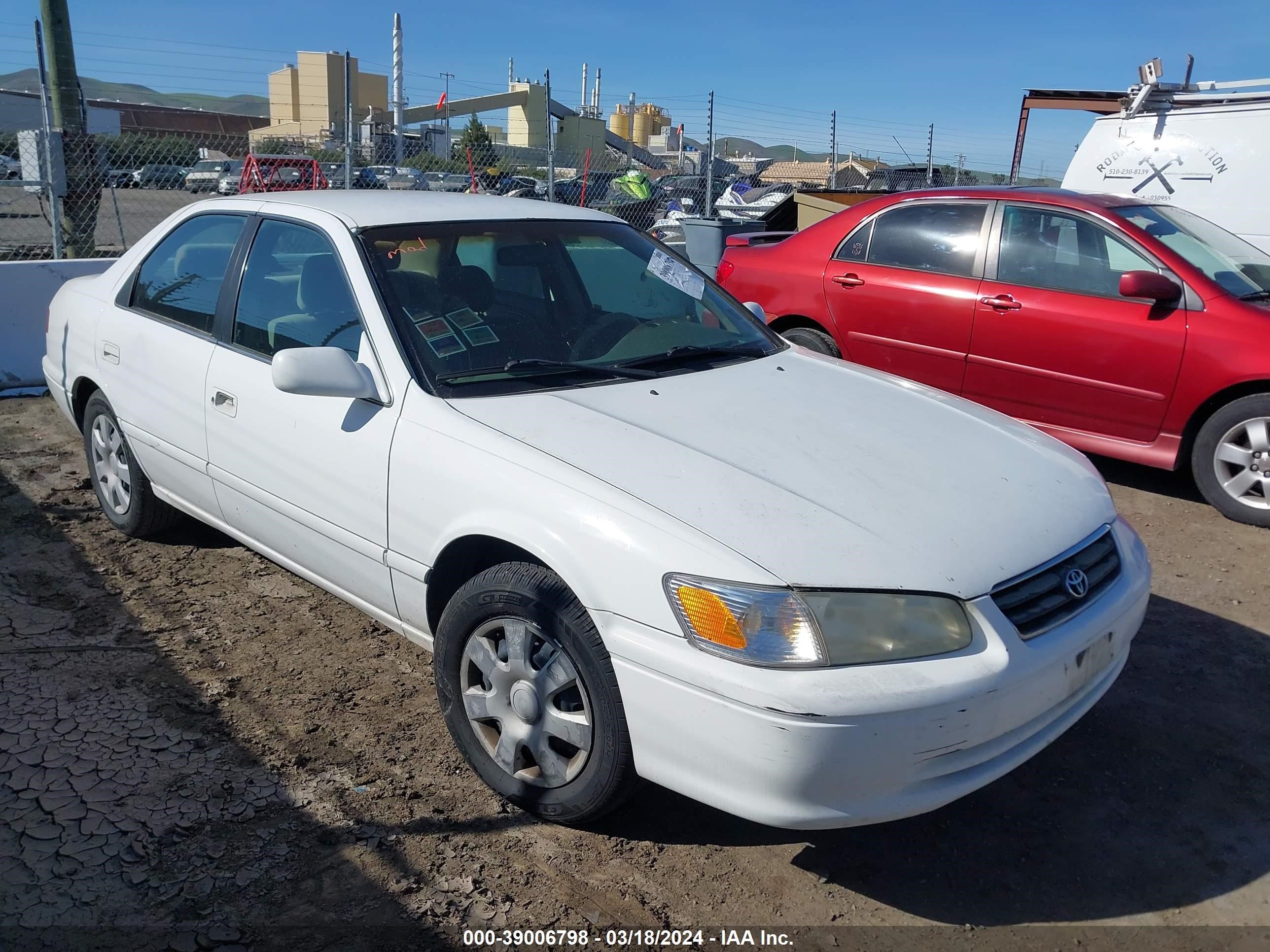 TOYOTA CAMRY 2001 4t1bg22k41u799107