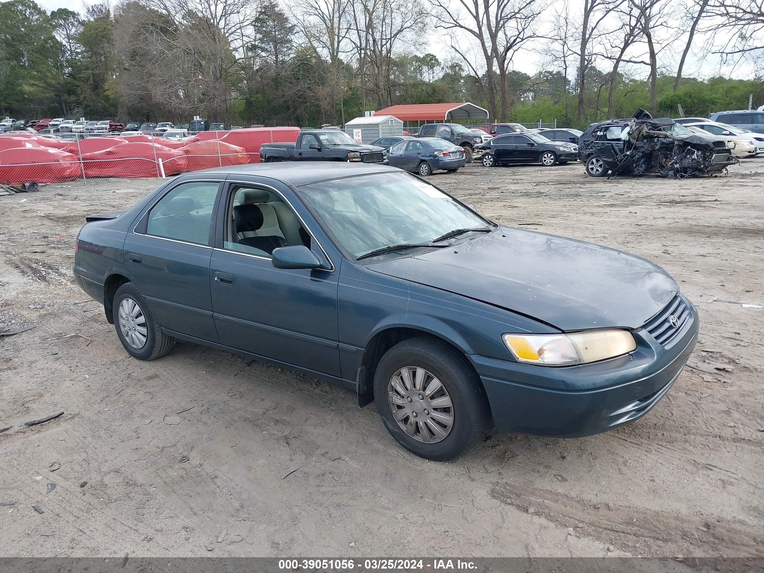 TOYOTA CAMRY 1997 4t1bg22k4vu786203