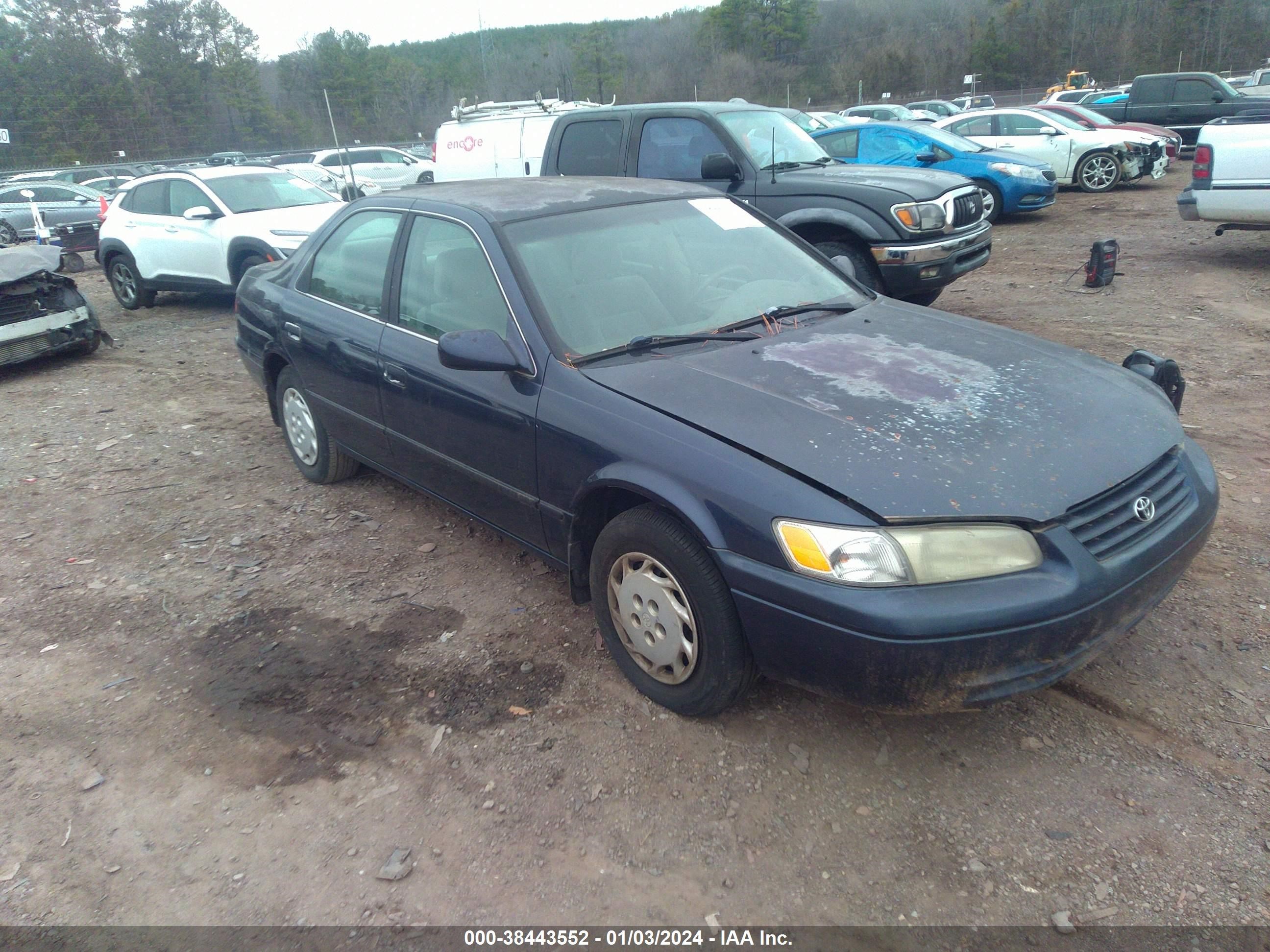 TOYOTA CAMRY 1999 4t1bg22k4xu550881