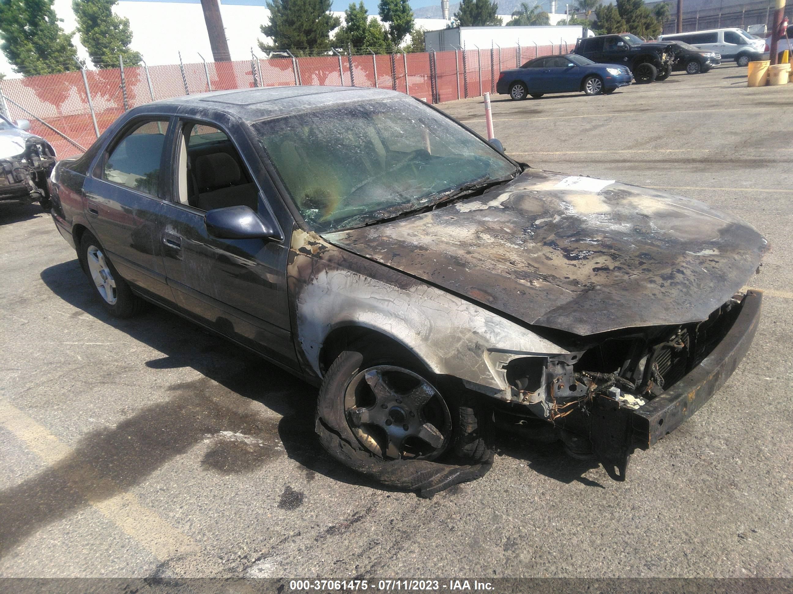 TOYOTA CAMRY 2000 4t1bg22k4yu948190