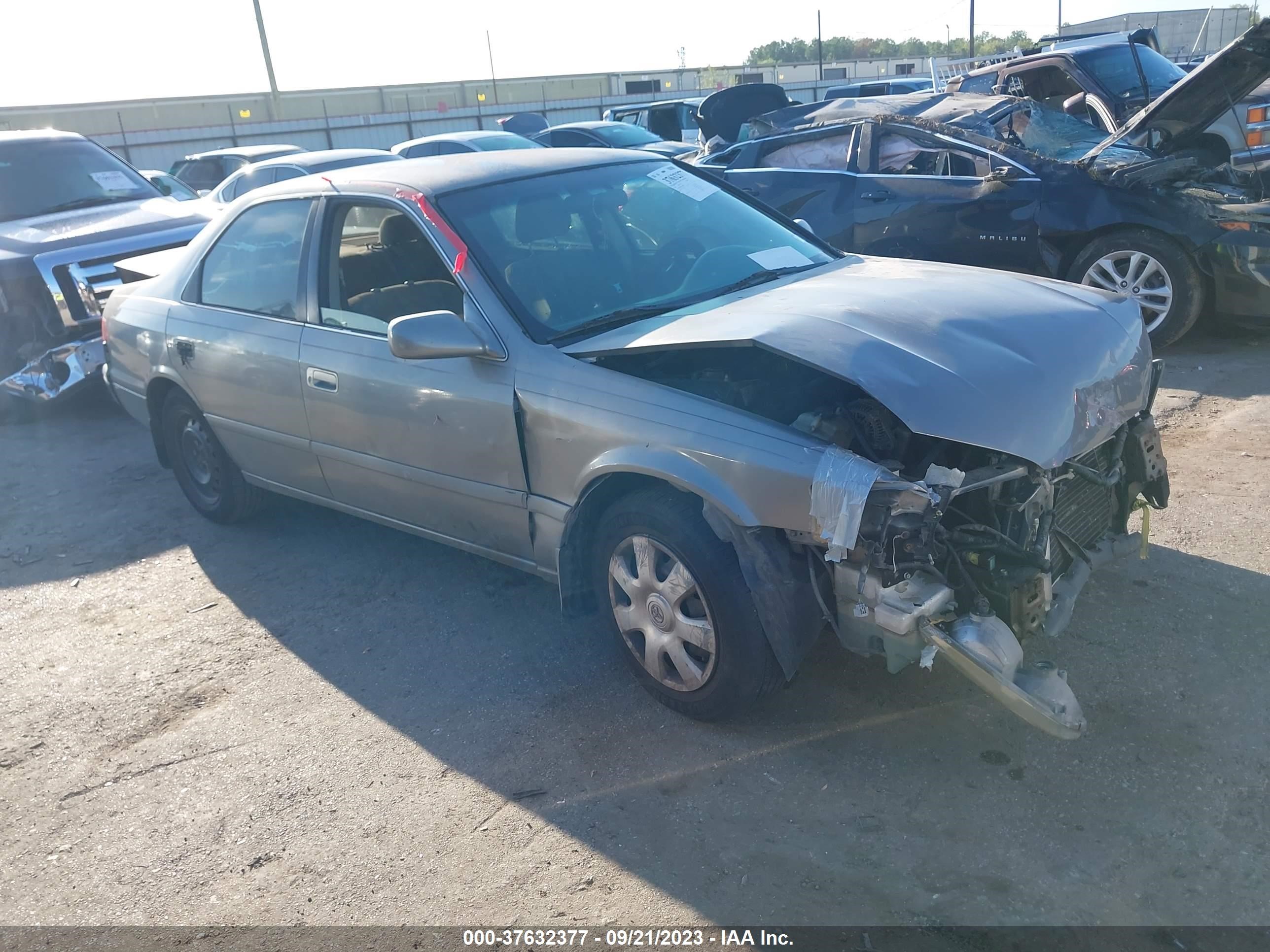 TOYOTA CAMRY 2001 4t1bg22k51u084661