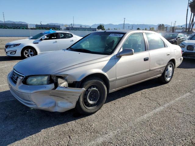 TOYOTA CAMRY 2001 4t1bg22k51u117576