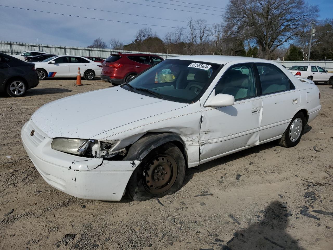 TOYOTA CAMRY 1998 4t1bg22k5wu253925