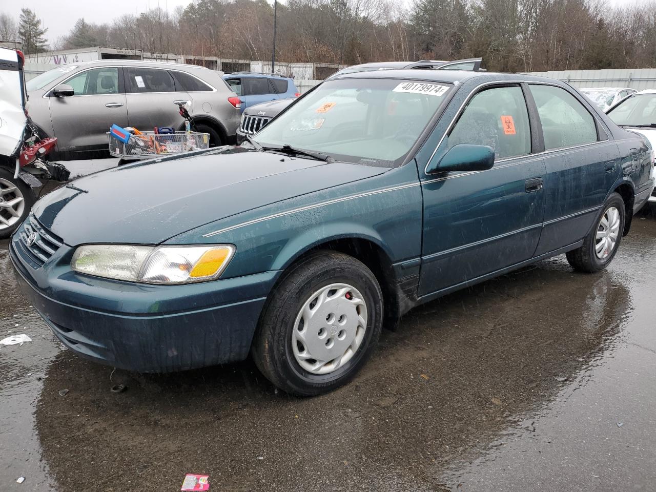 TOYOTA CAMRY 1998 4t1bg22k5wu323925