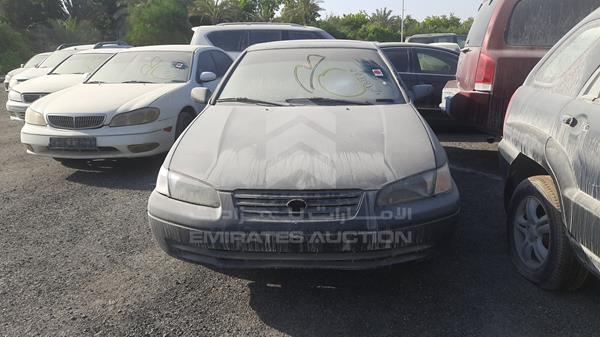 TOYOTA CAMRY 1998 4t1bg22k5wu345715