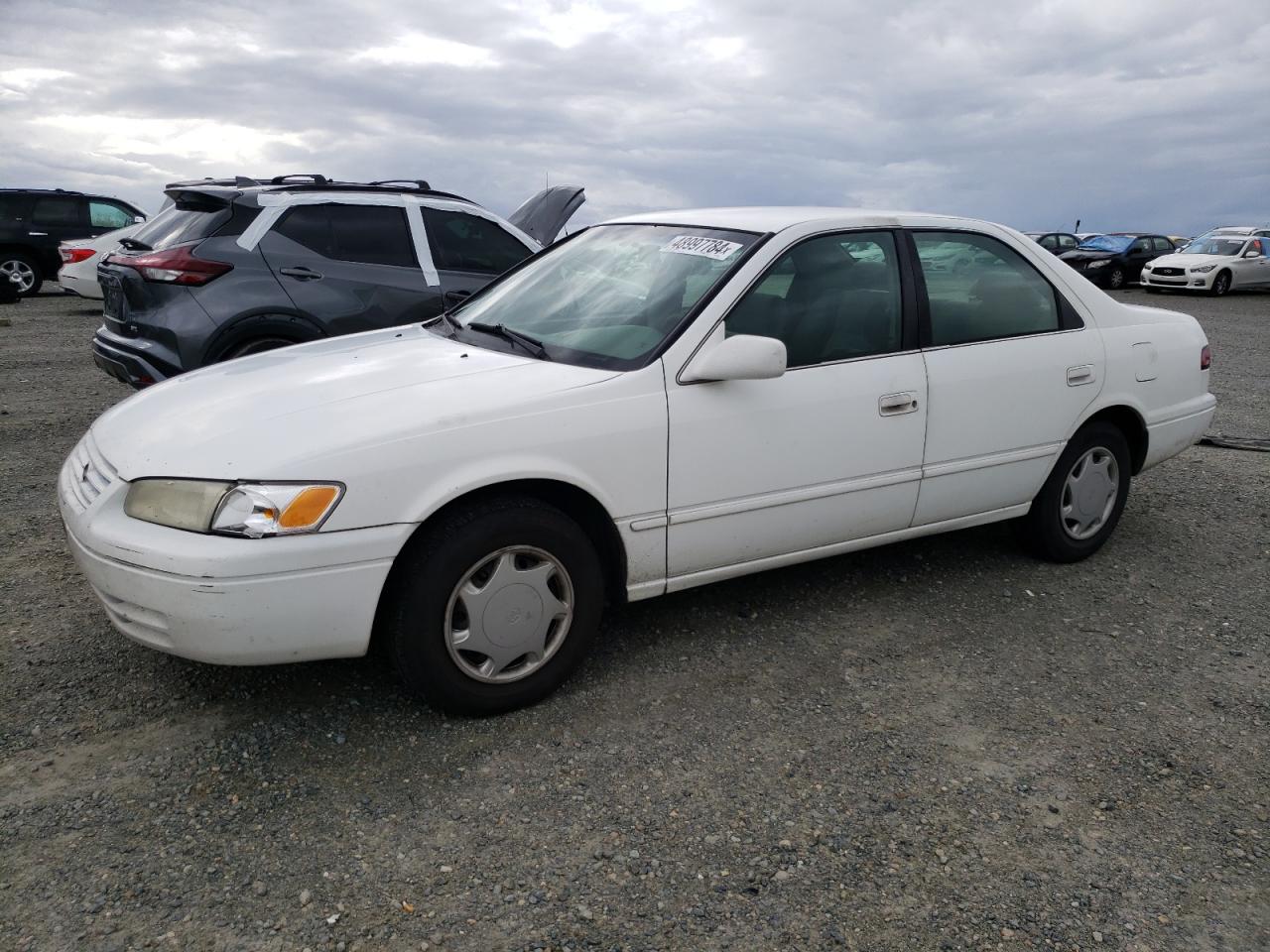 TOYOTA CAMRY 1998 4t1bg22k5wu362580