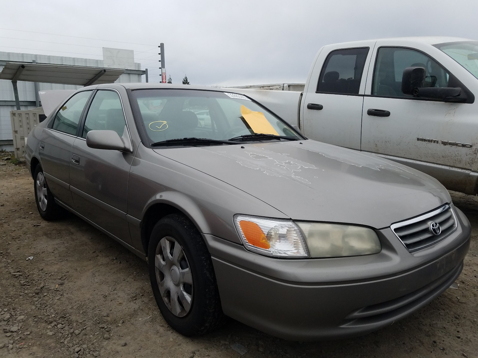 TOYOTA CAMRY CE 2001 4t1bg22k61u038059