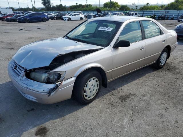 TOYOTA CAMRY 1997 4t1bg22k6vu810971