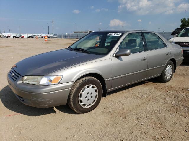 TOYOTA CAMRY 1998 4t1bg22k6wu317180