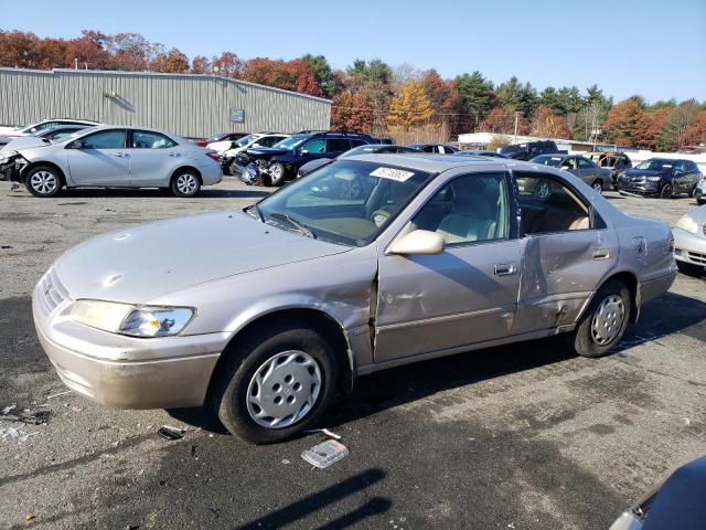 TOYOTA CAMRY 1998 4t1bg22k6wu384023