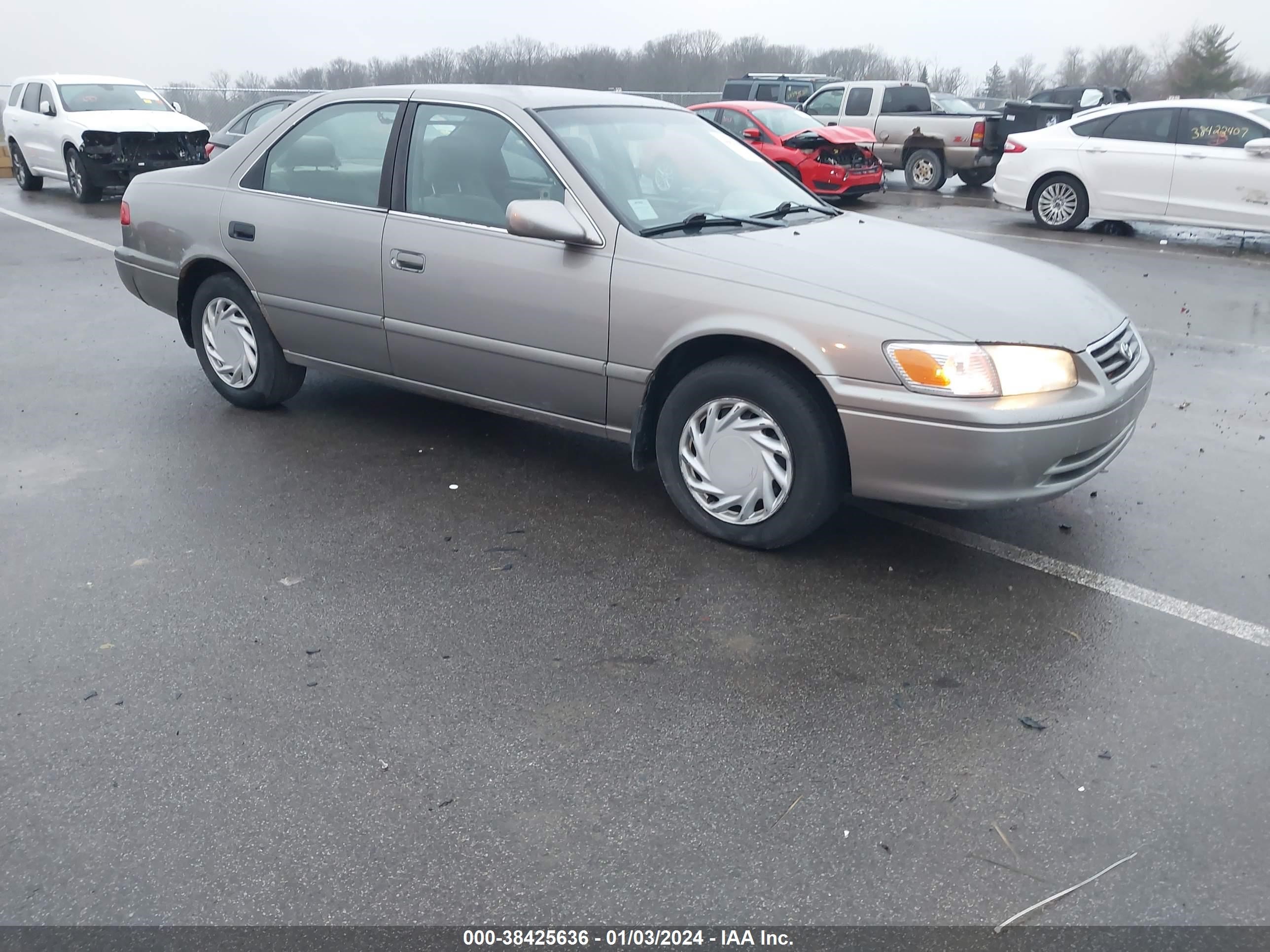 TOYOTA CAMRY 2000 4t1bg22k7yu679389