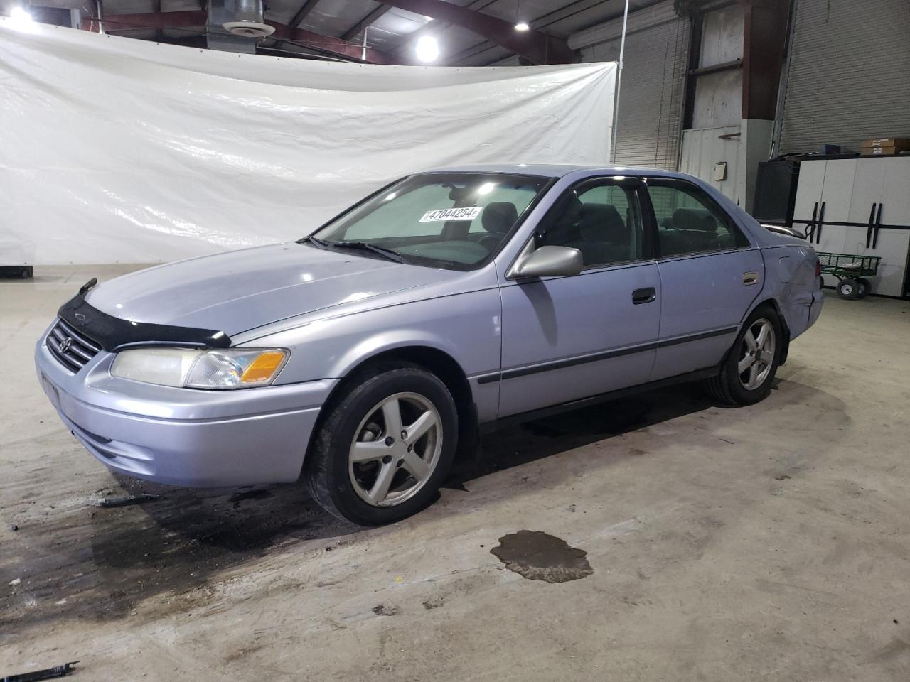 TOYOTA CAMRY 1997 4t1bg22k8vu057010