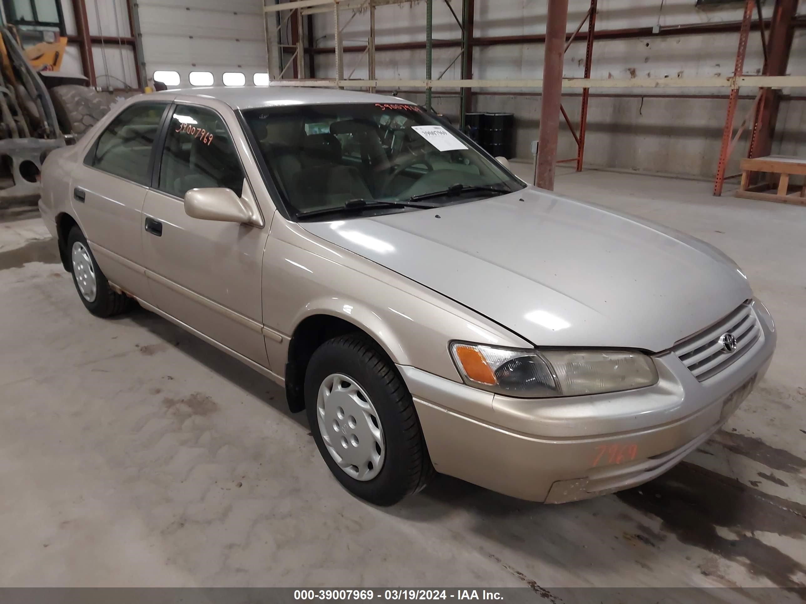 TOYOTA CAMRY 1997 4t1bg22k8vu764107