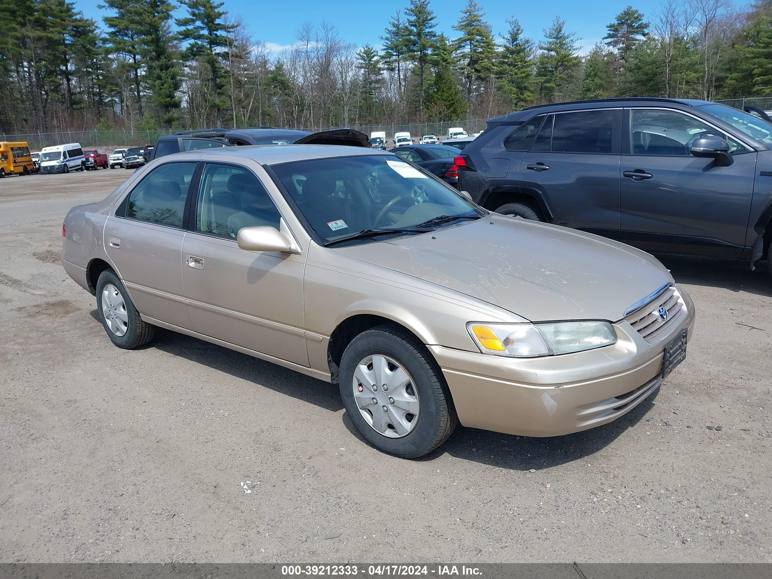 TOYOTA CAMRY 1999 4t1bg22k8xu403382