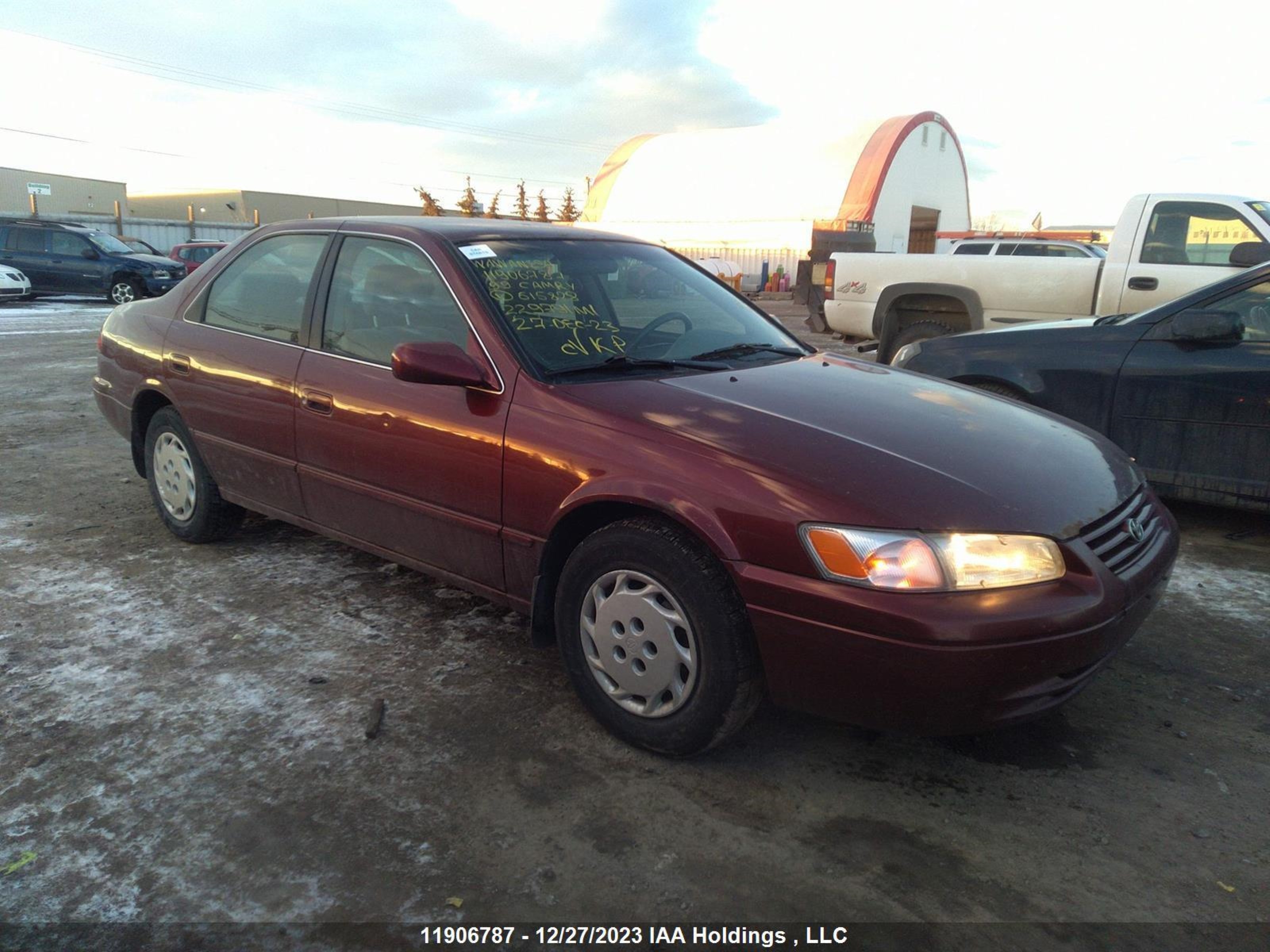 TOYOTA CAMRY 1999 4t1bg22k8xu615828