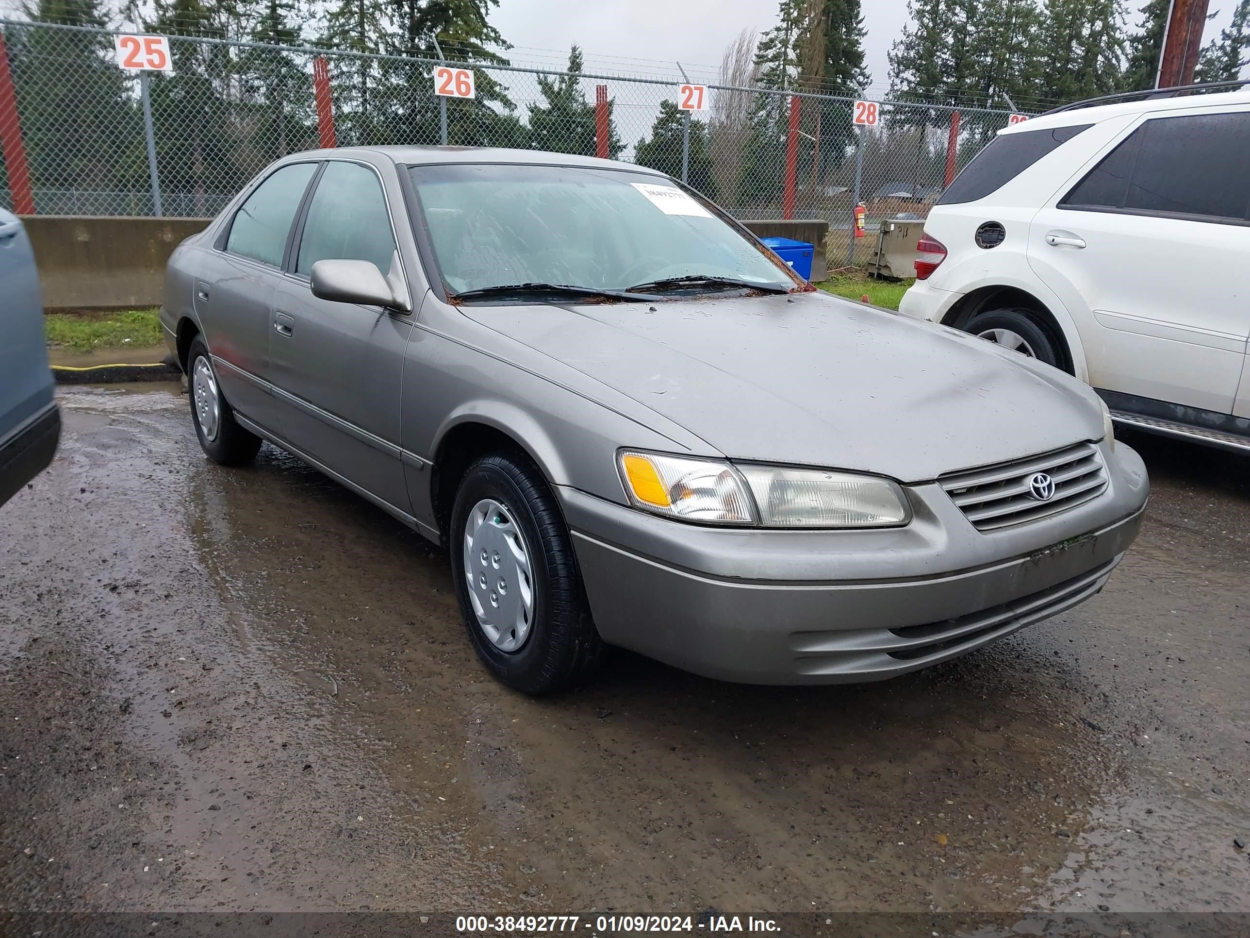 TOYOTA CAMRY 1999 4t1bg22k9xu431322