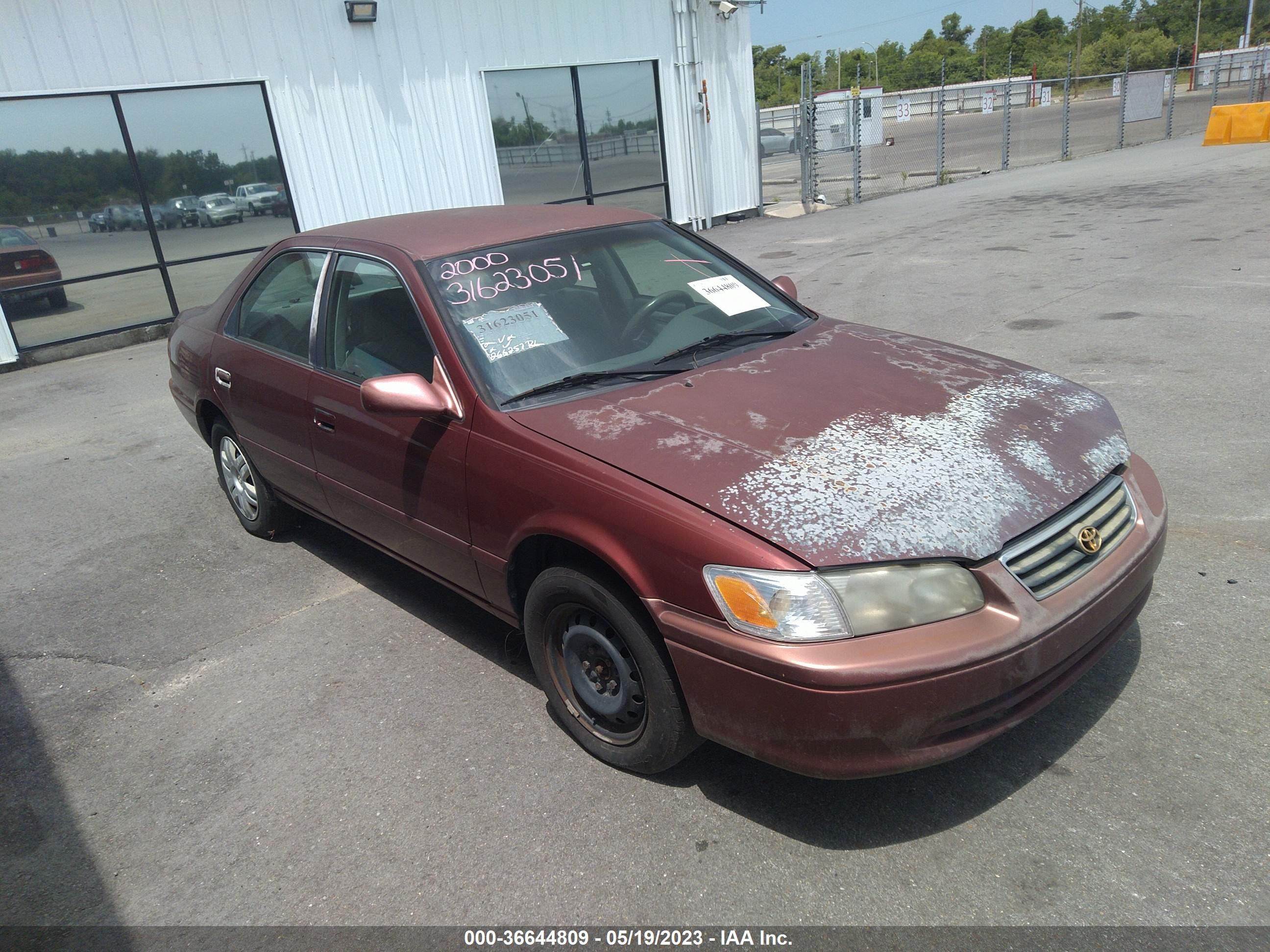 TOYOTA CAMRY 2000 4t1bg22k9yu946807