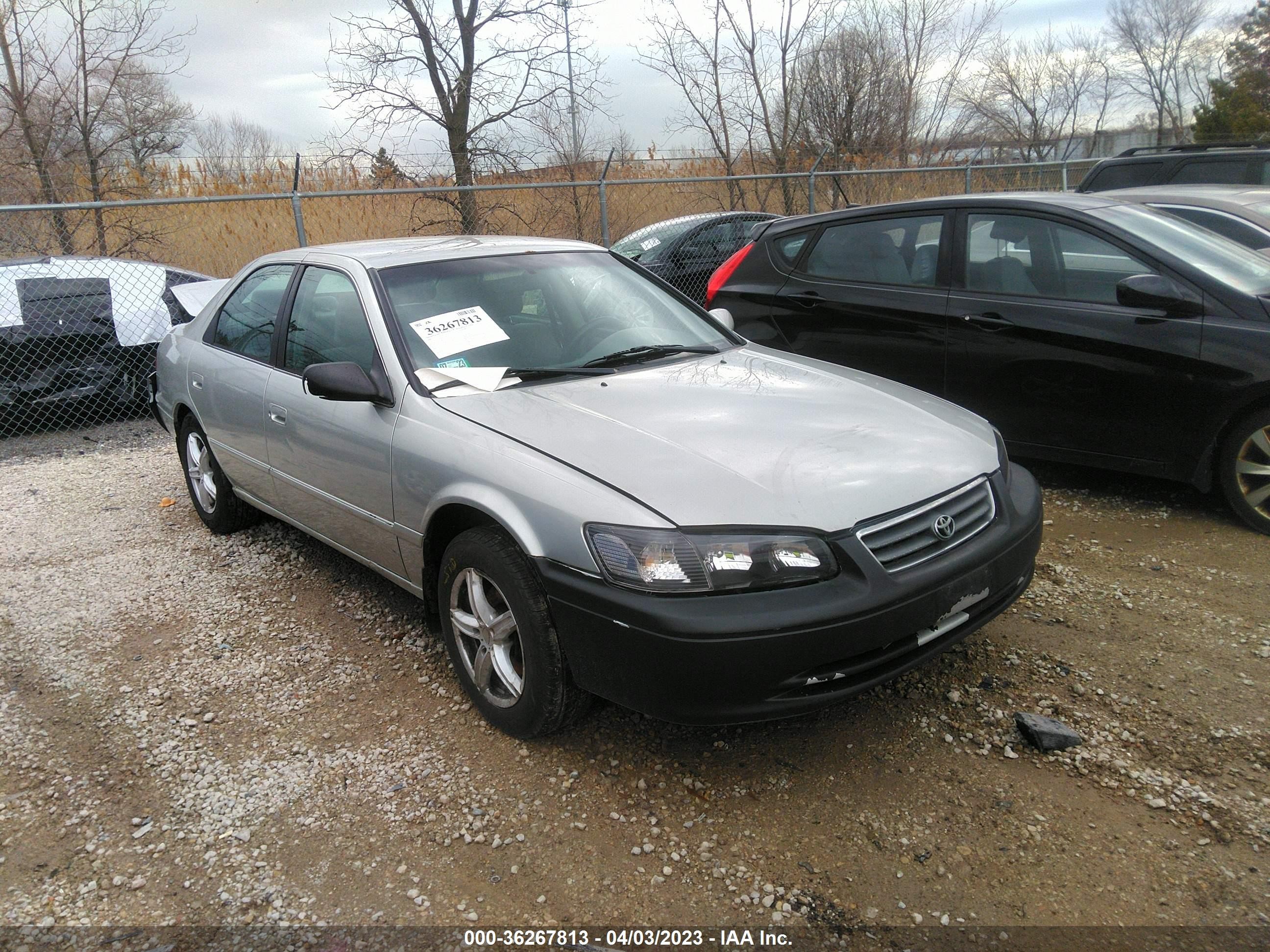 TOYOTA CAMRY 2001 4t1bg22kx1u860220