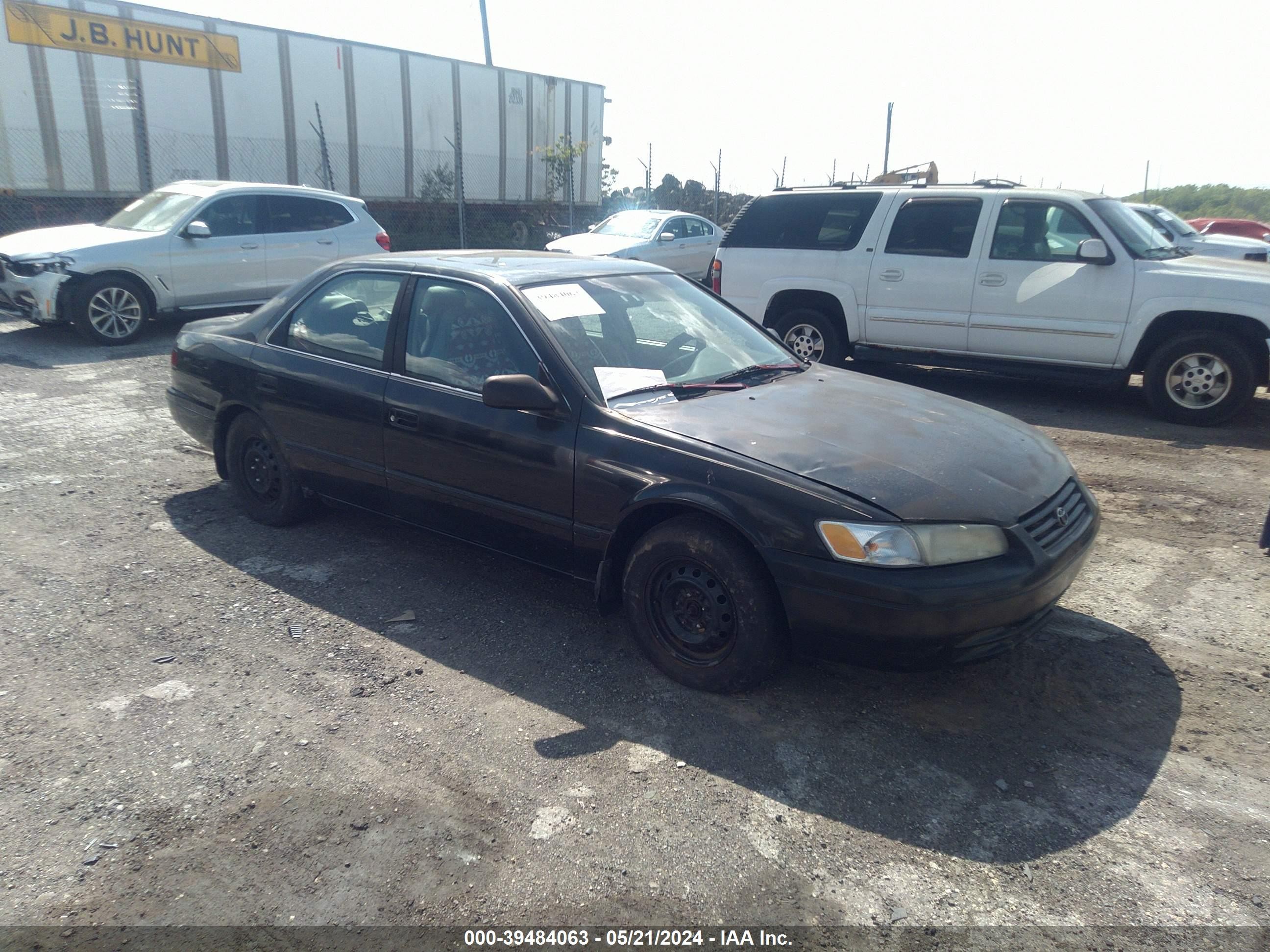 TOYOTA CAMRY 1998 4t1bg22kxwu253435