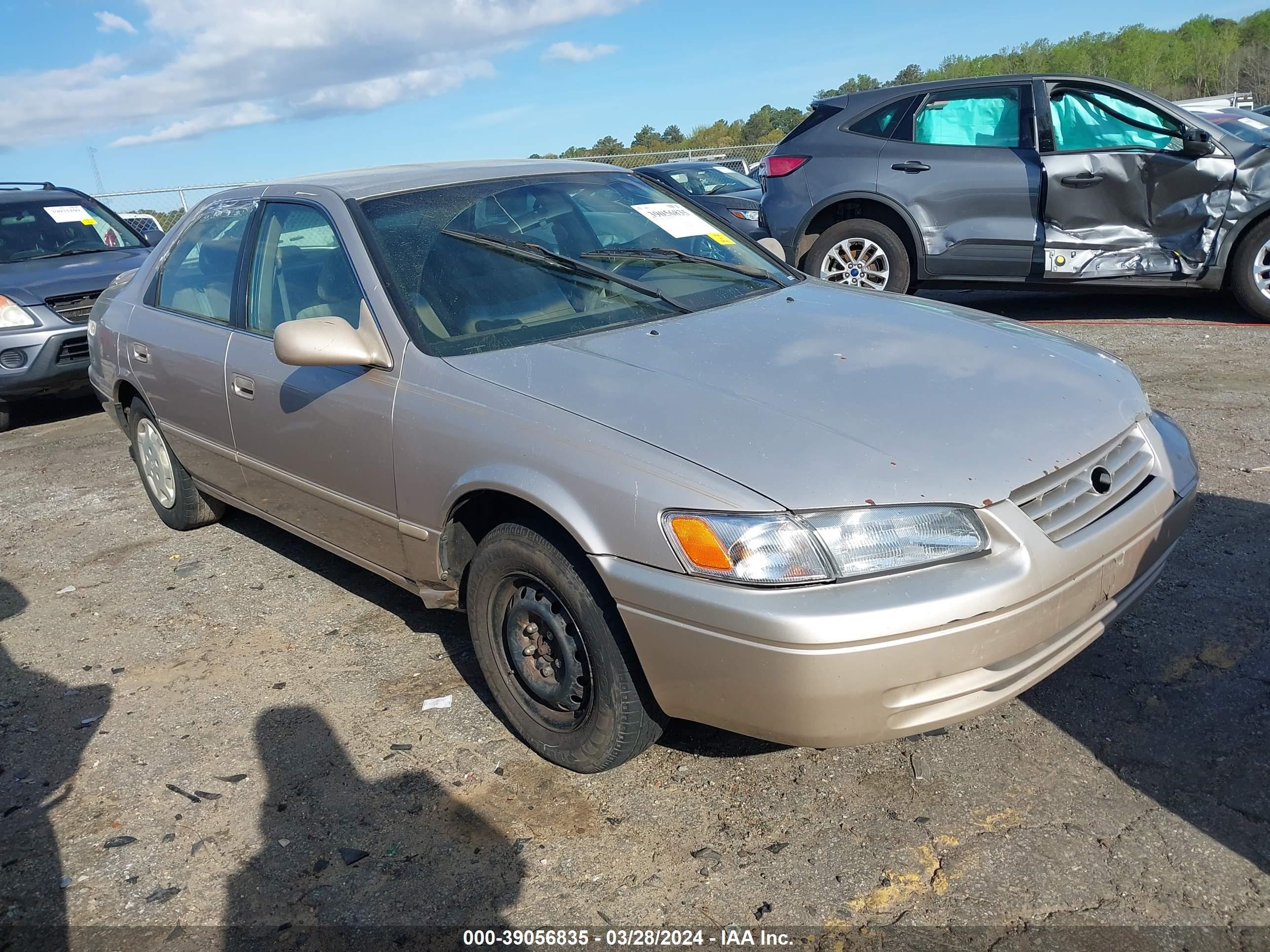 TOYOTA CAMRY 1999 4t1bg28k0xu575915