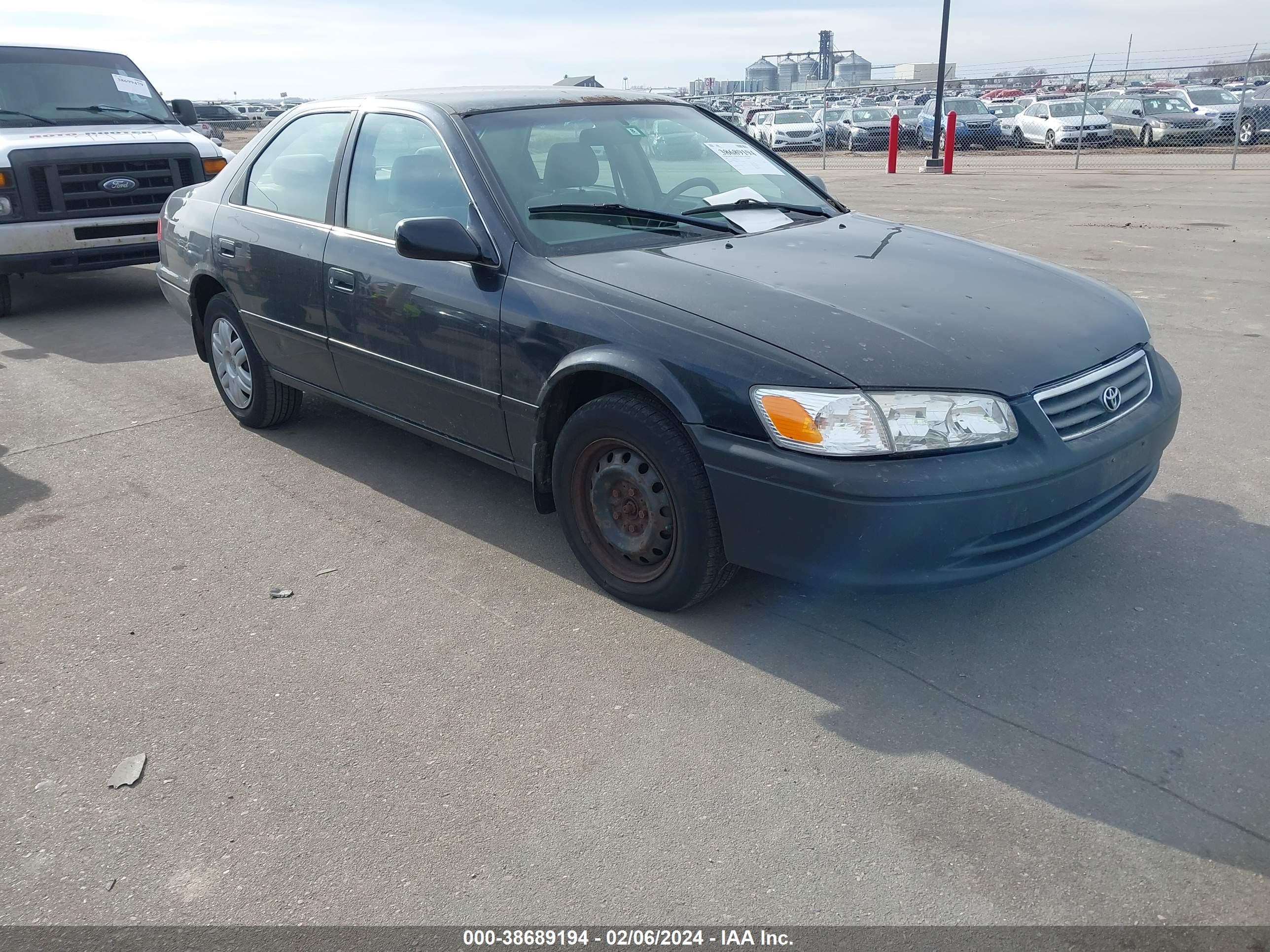 TOYOTA CAMRY 2001 4t1bg28k71u093336