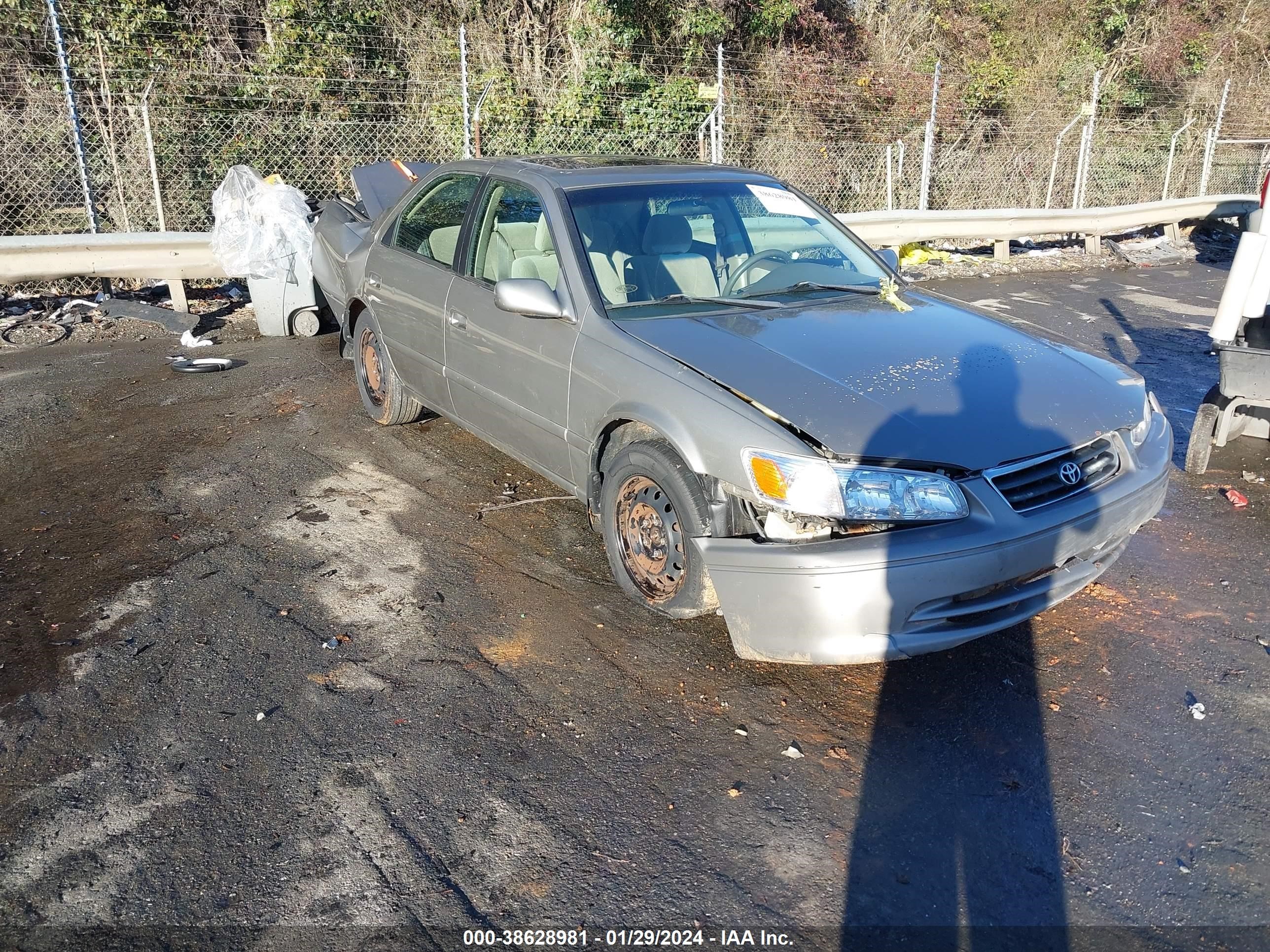 TOYOTA CAMRY 2000 4t1bg28k7yu011681