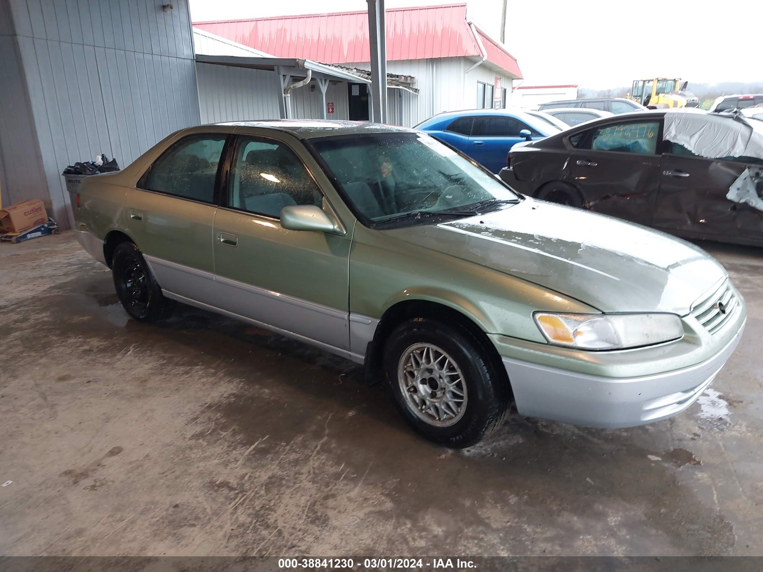 TOYOTA CAMRY 1999 4t1bg28kxxu439890