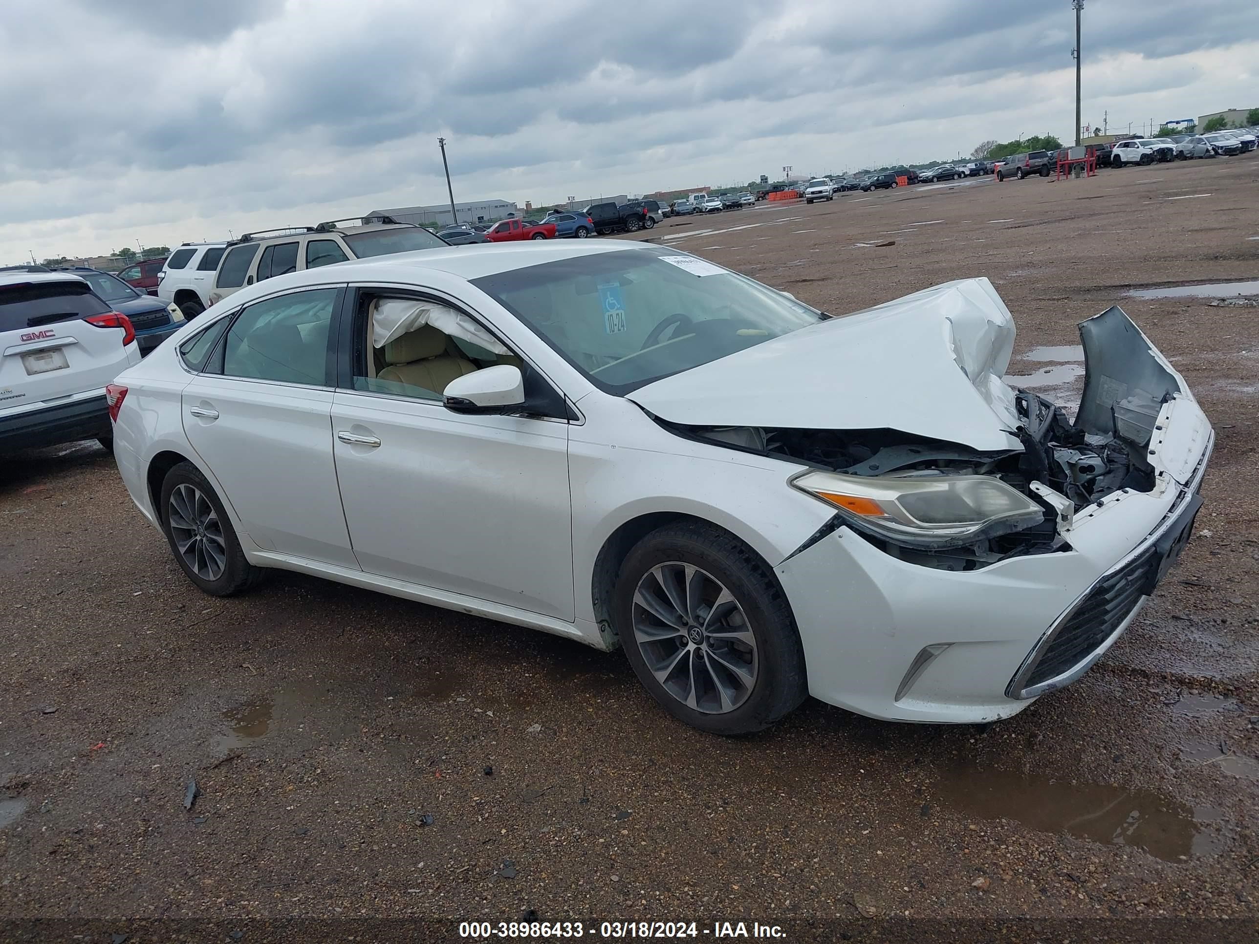 TOYOTA AVALON 2016 4t1bk1eb0gu210342