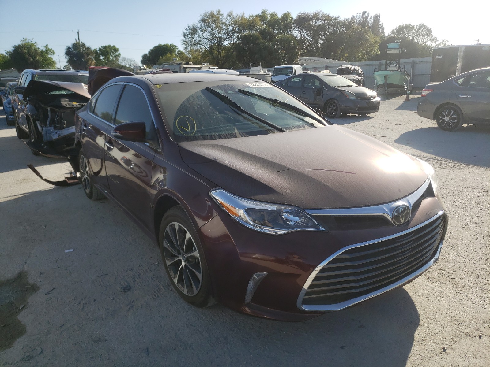 TOYOTA AVALON XLE 2018 4t1bk1eb3ju269635