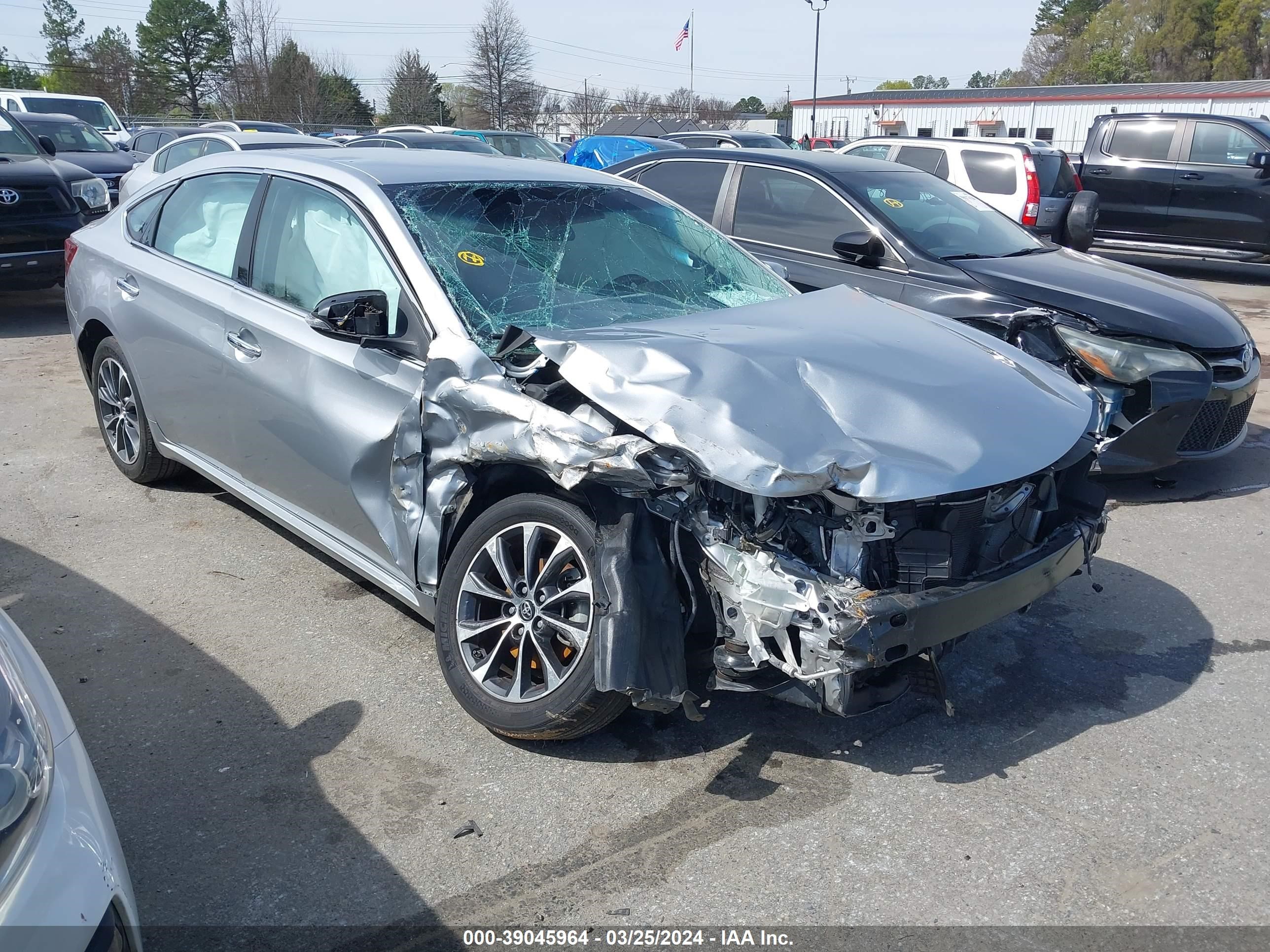 TOYOTA AVALON 2016 4t1bk1eb7gu211777