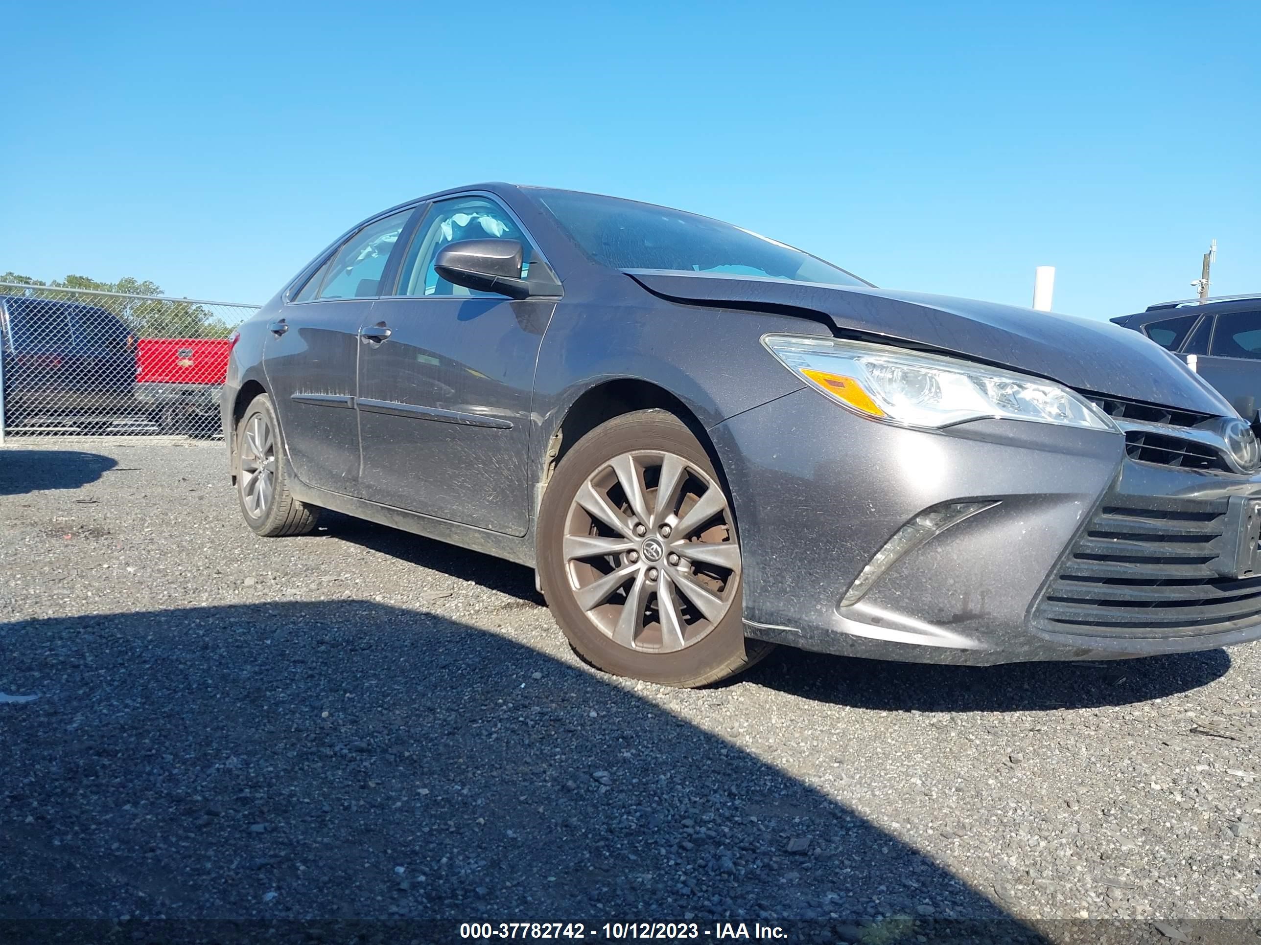 TOYOTA CAMRY 2015 4t1bk1fk6fu555047