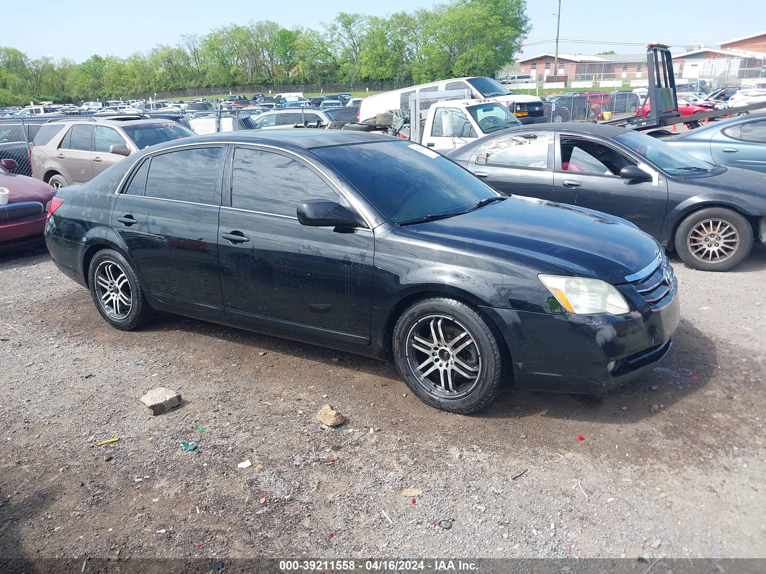 TOYOTA AVALON 2005 4t1bk36b05u062085