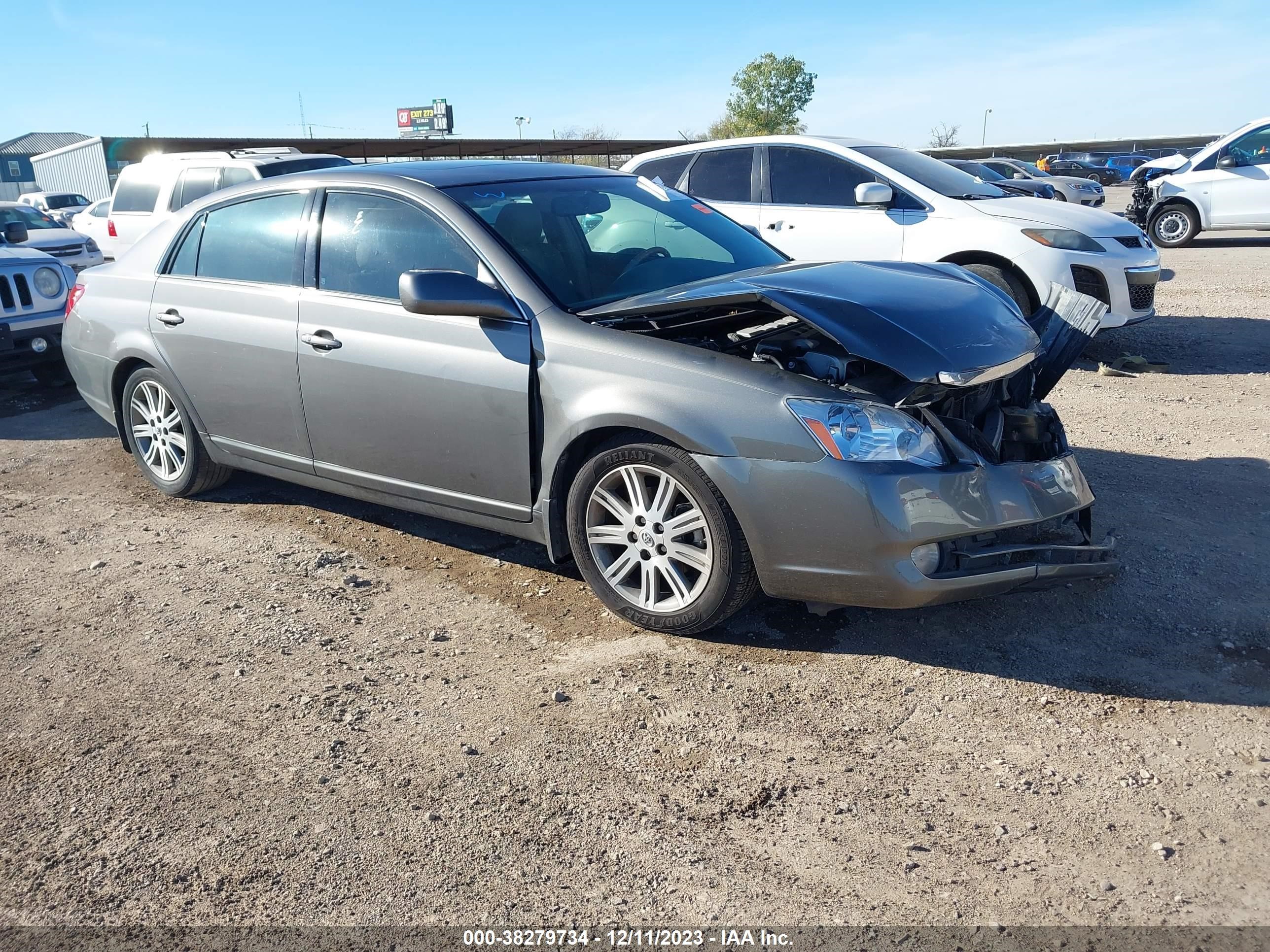 TOYOTA AVALON 2007 4t1bk36b17u206715