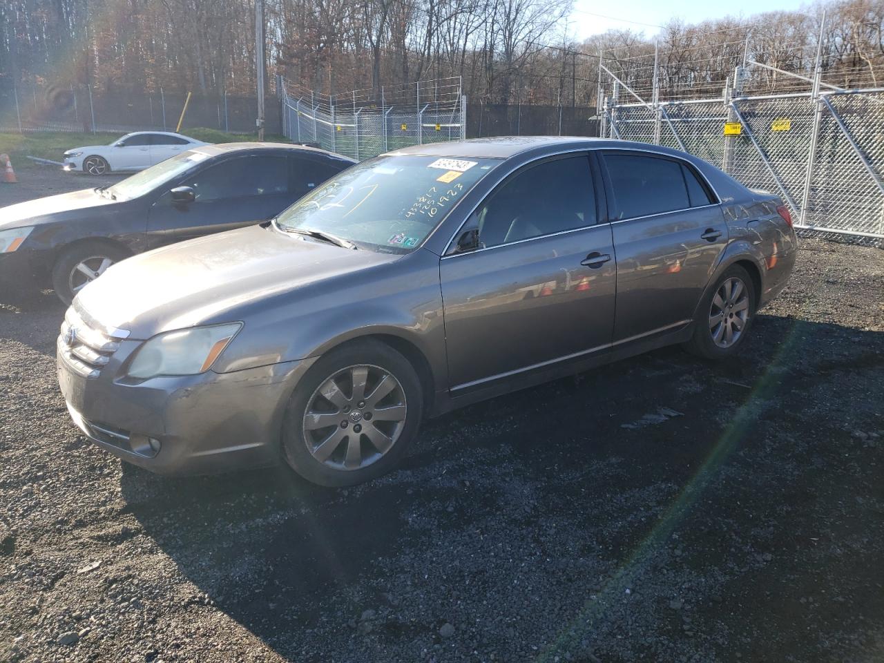 TOYOTA AVALON 2005 4t1bk36b45u025072