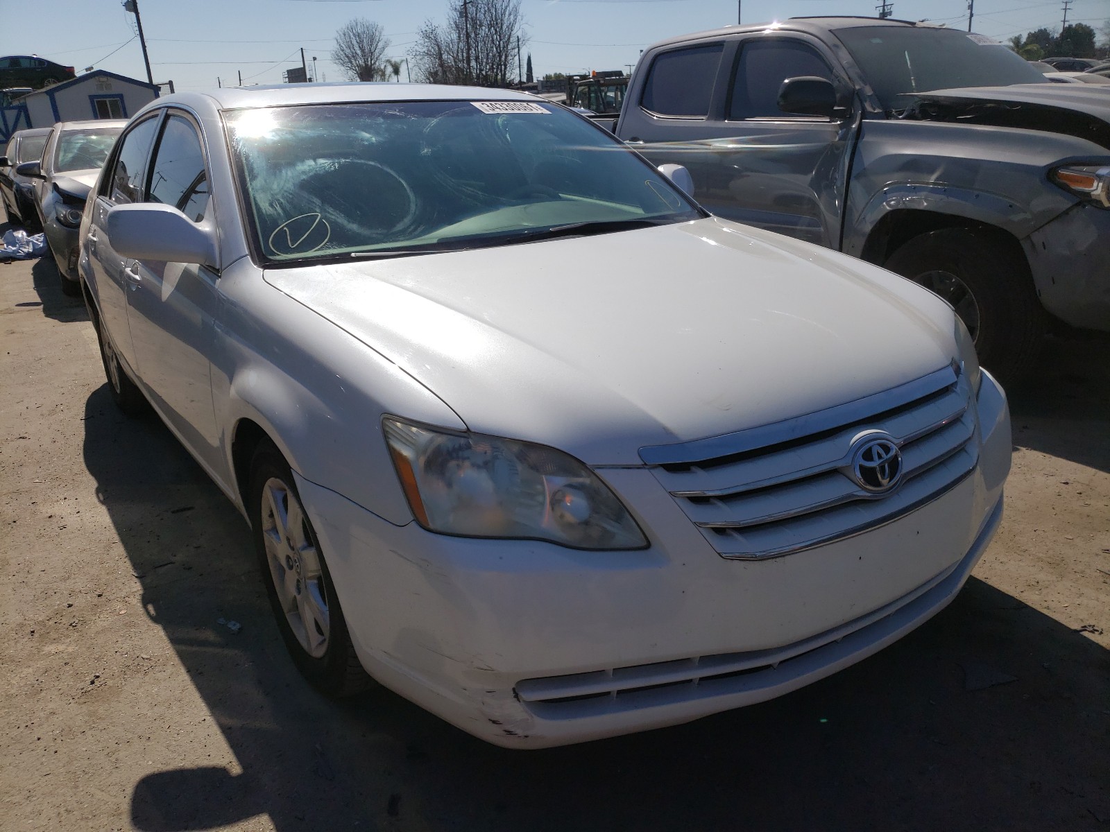 TOYOTA AVALON XL 2005 4t1bk36b45u030689