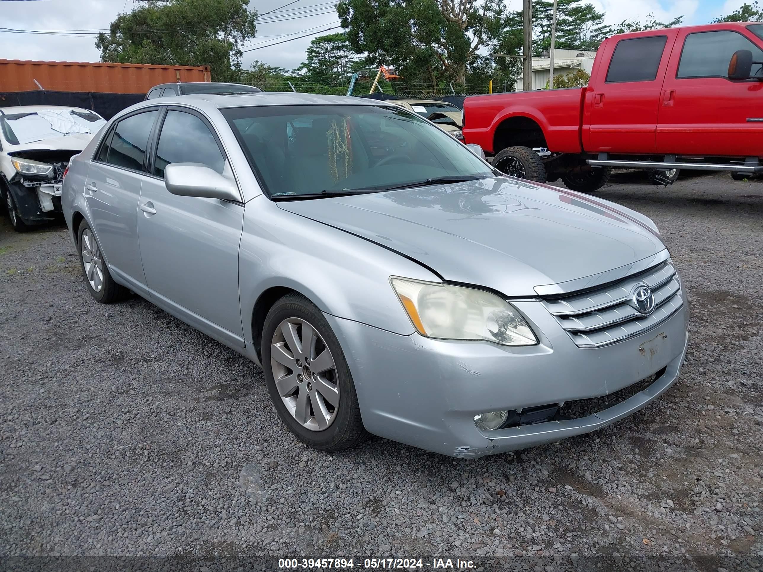 TOYOTA AVALON 2005 4t1bk36b45u031485