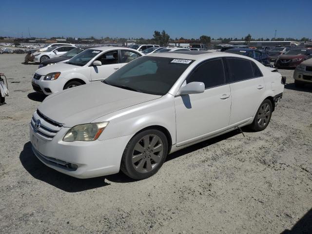 TOYOTA AVALON 2005 4t1bk36b45u049405