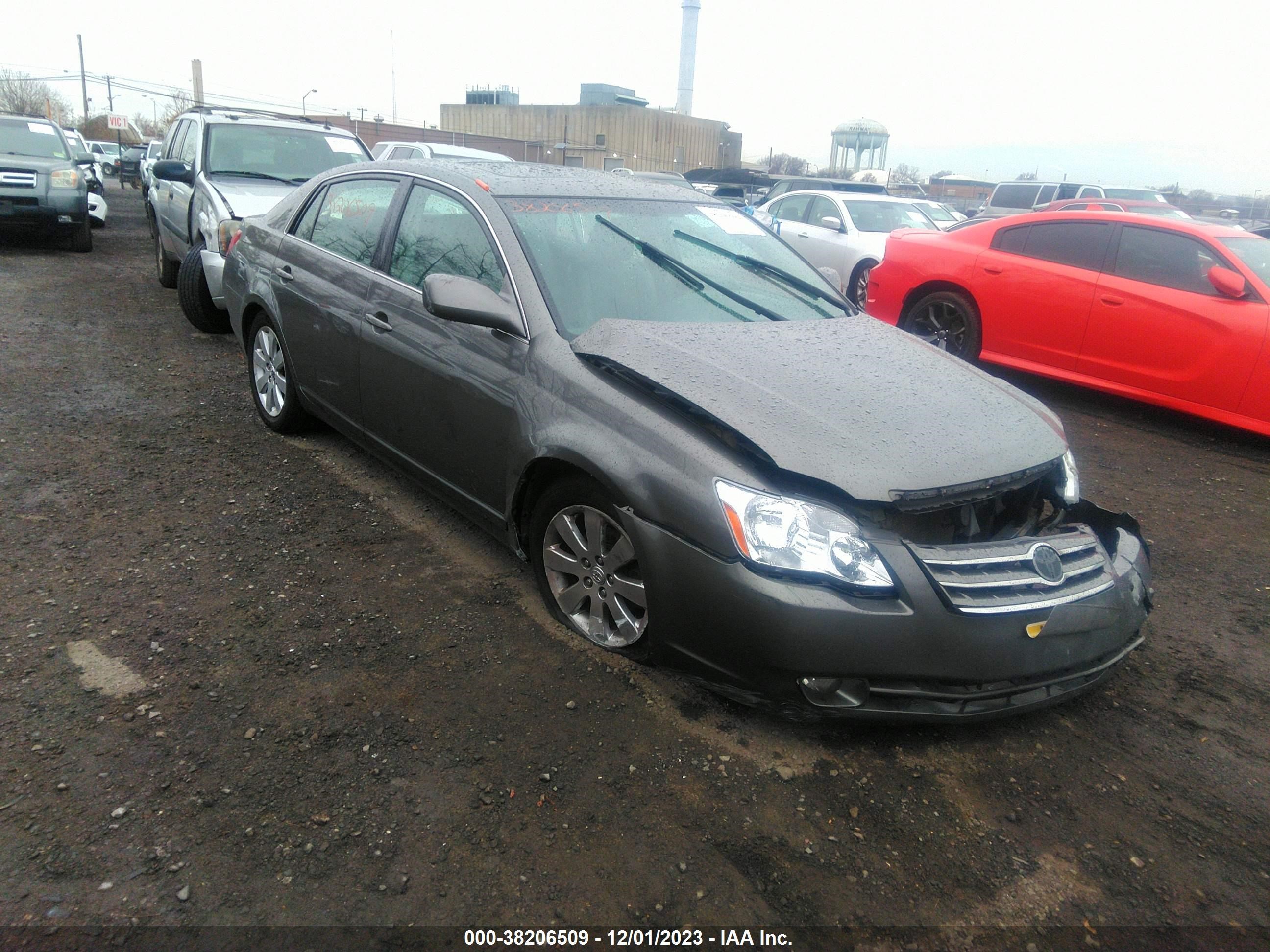 TOYOTA AVALON 2005 4t1bk36b55u049820